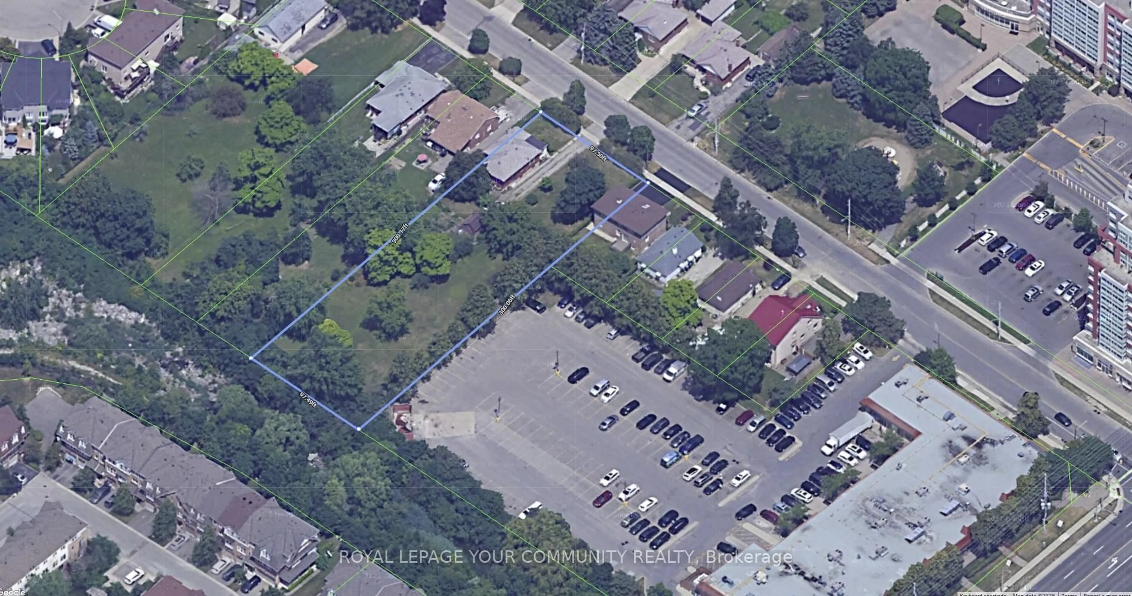 A pic from outside/outdoor area/front of a property/back of a property/a pic from drone, street for 3052 Parkerhill Rd, Mississauga Ontario L5B 1V5