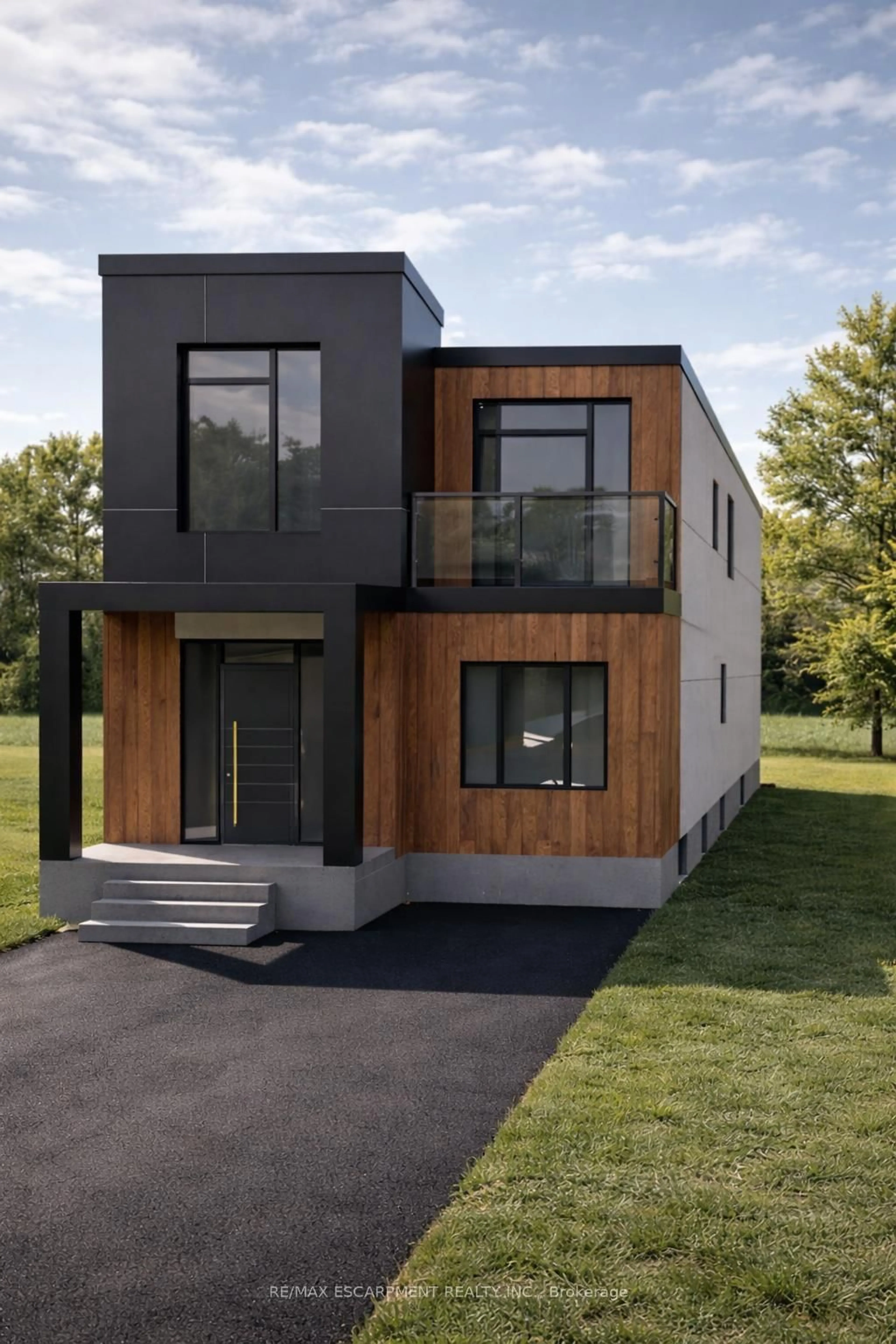 Home with vinyl exterior material, street for 1033 Alexandra Ave, Mississauga Ontario L5E 1Z9