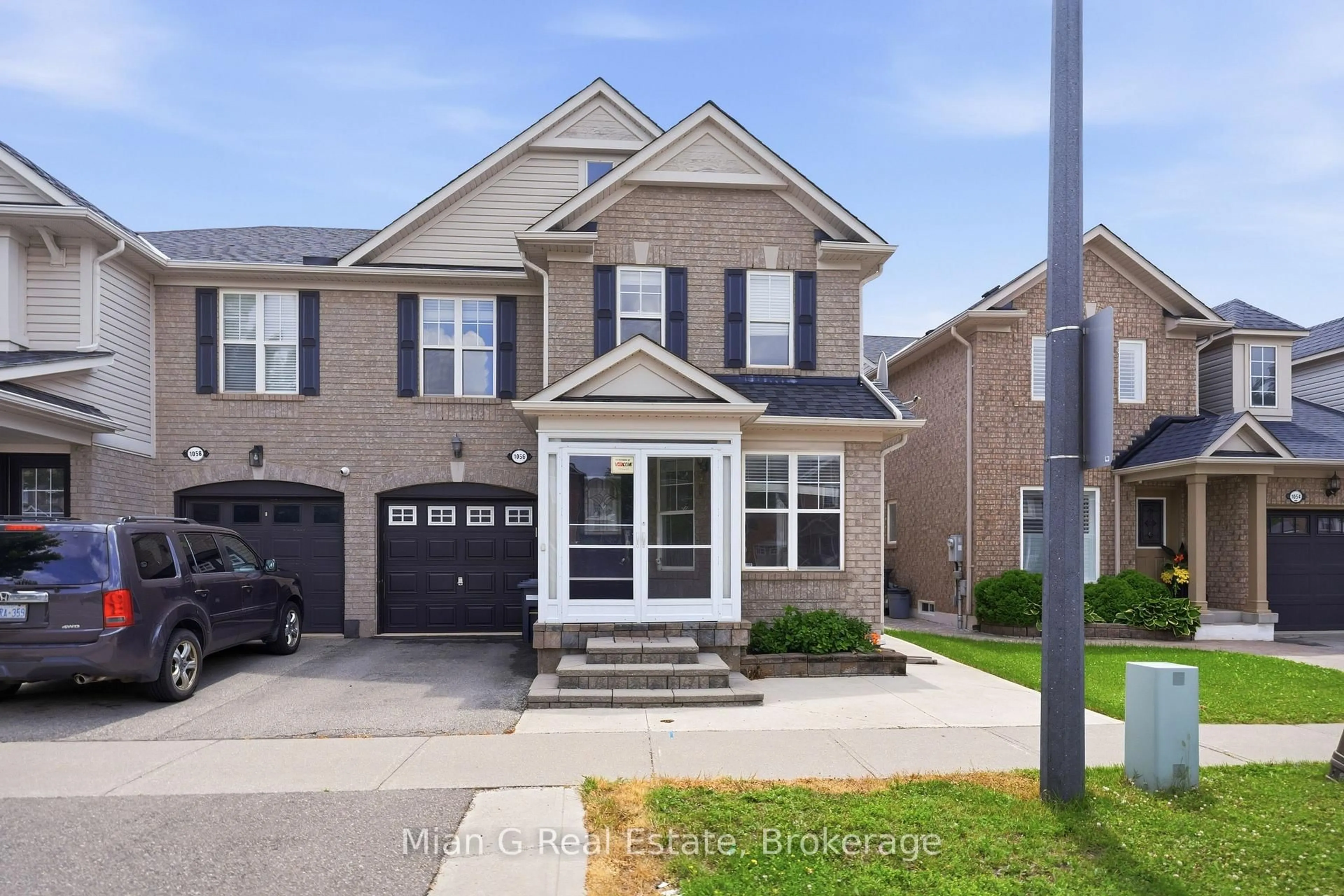 Home with brick exterior material, street for 1056 Clark Blvd, Milton Ontario L9T 6Y5