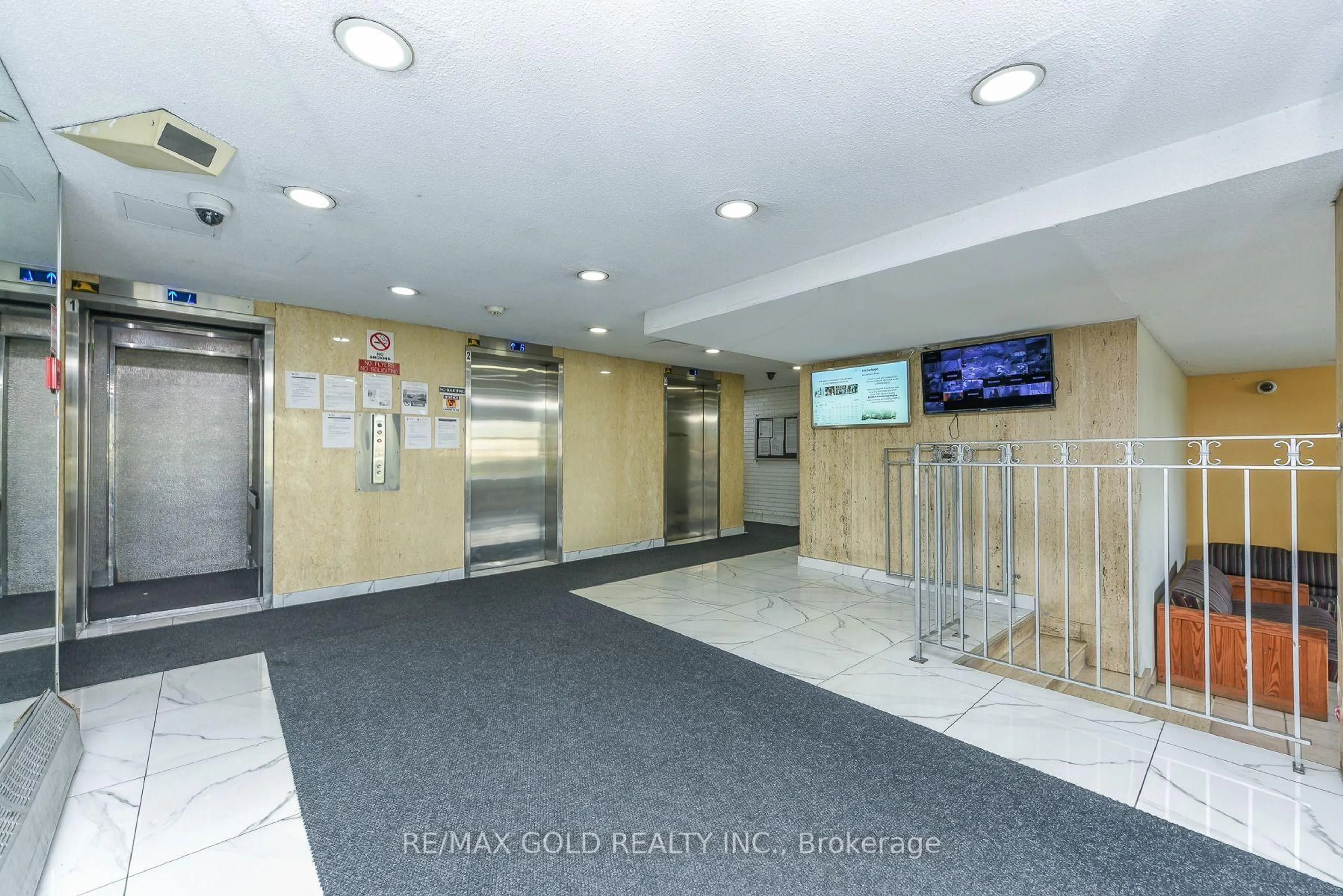 Lobby for 2645 Kipling Ave #812, Toronto Ontario M9V 3S6