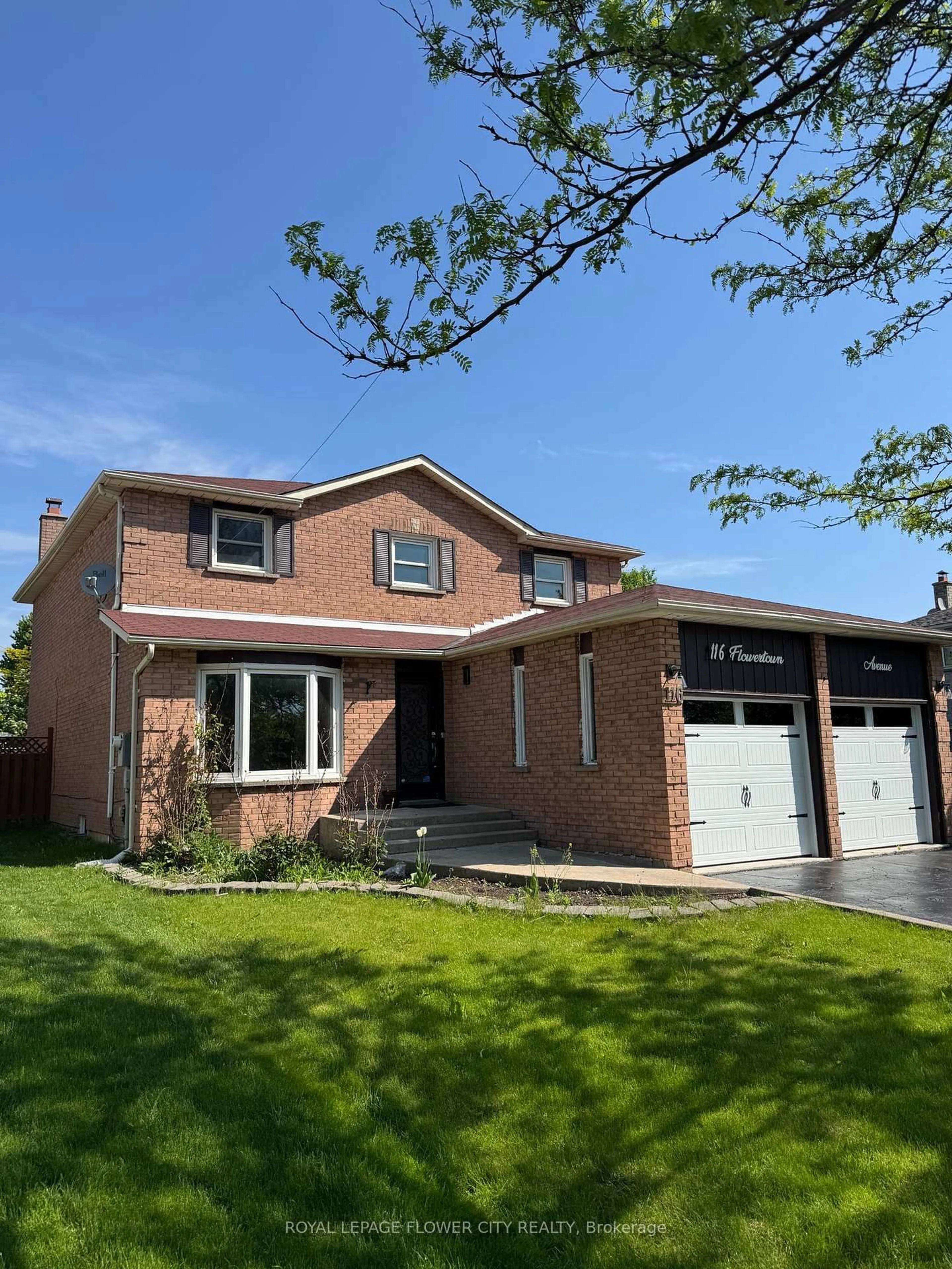 Home with brick exterior material, street for 116 Flowertown Ave, Brampton Ontario L6X 3Y6