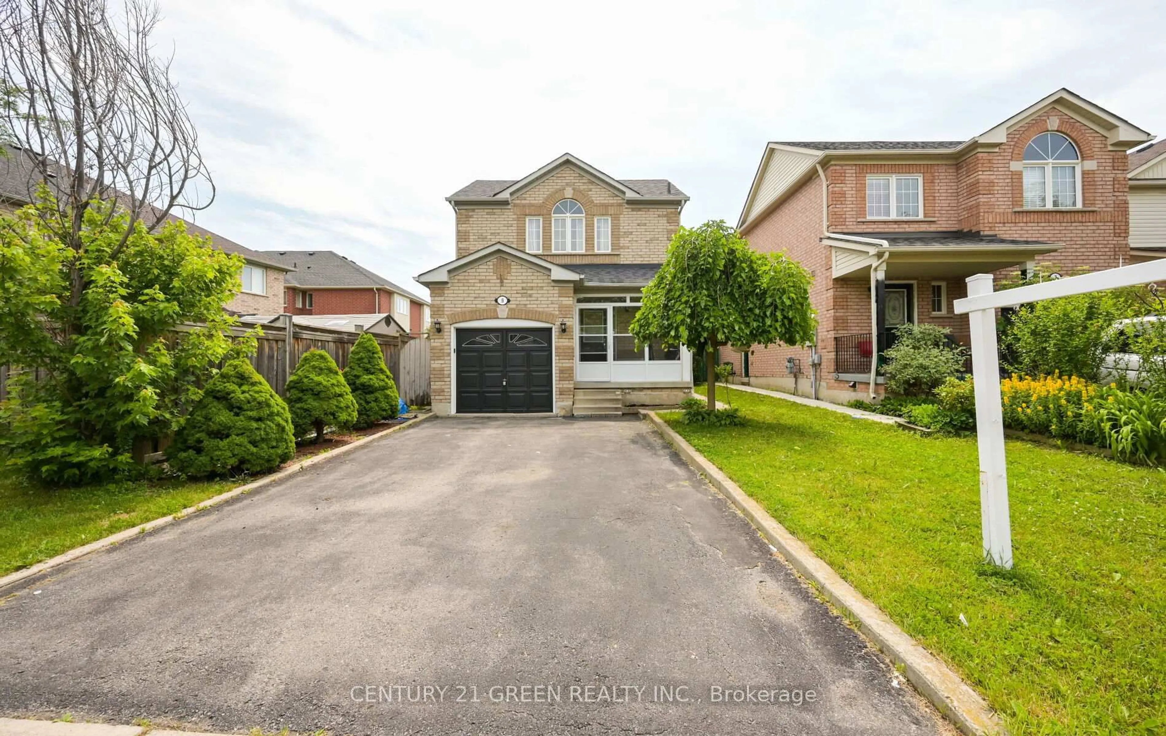 Unknown for 9 Weatherell Dr, Brampton Ontario L7A 1Y7