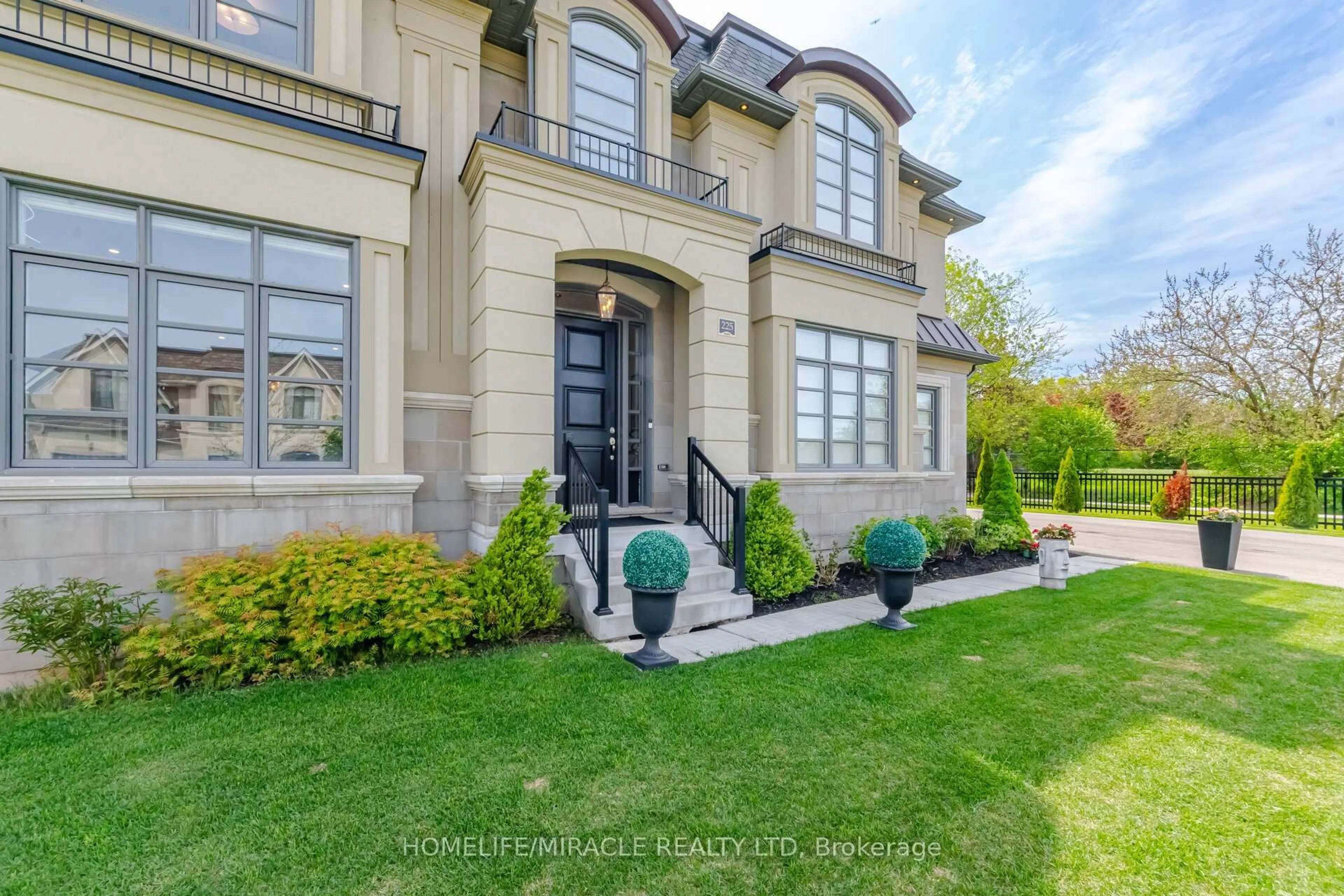 Home with brick exterior material, street for 225 Prince George Cres, Oakville Ontario L6L 6P2