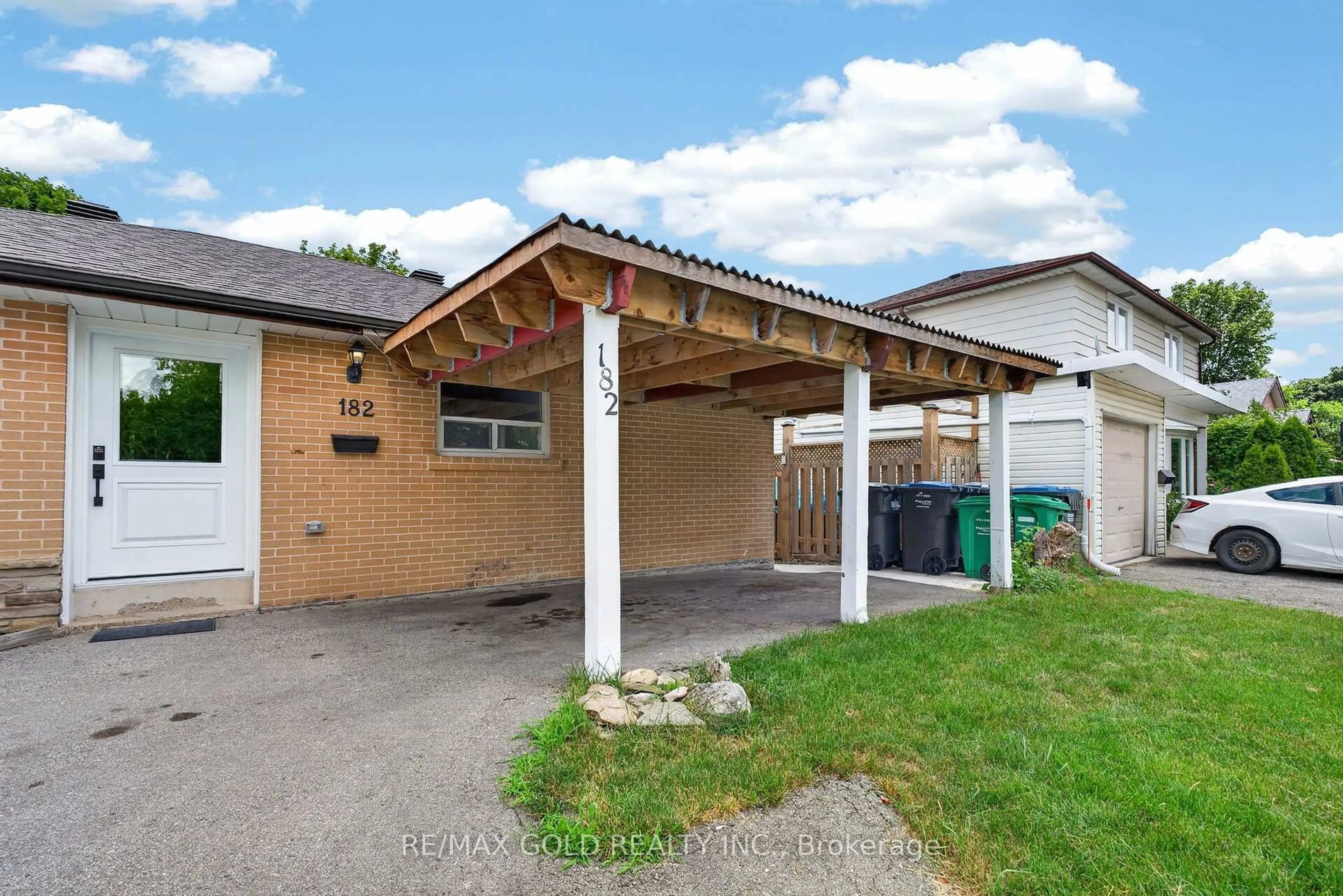 Unknown for 182 Mcmurchy Ave, Brampton Ontario L6Y 1Y9