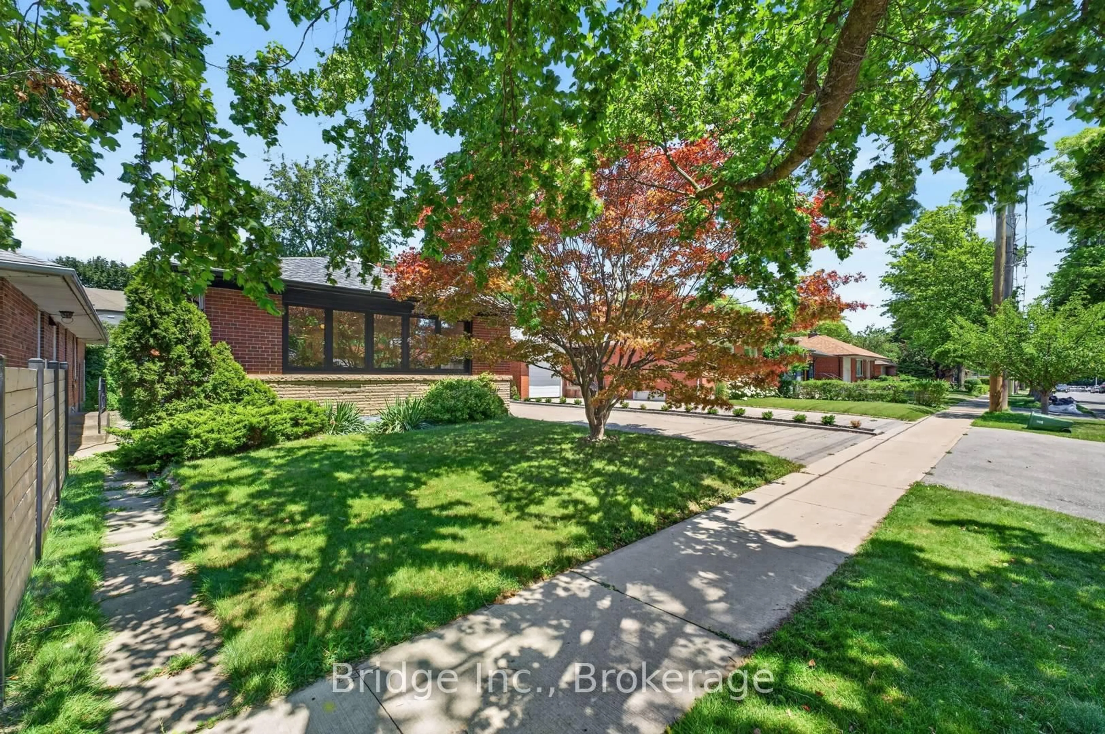 A pic from outside/outdoor area/front of a property/back of a property/a pic from drone, street for 14 Norseman St, Toronto Ontario M8Z 2P2