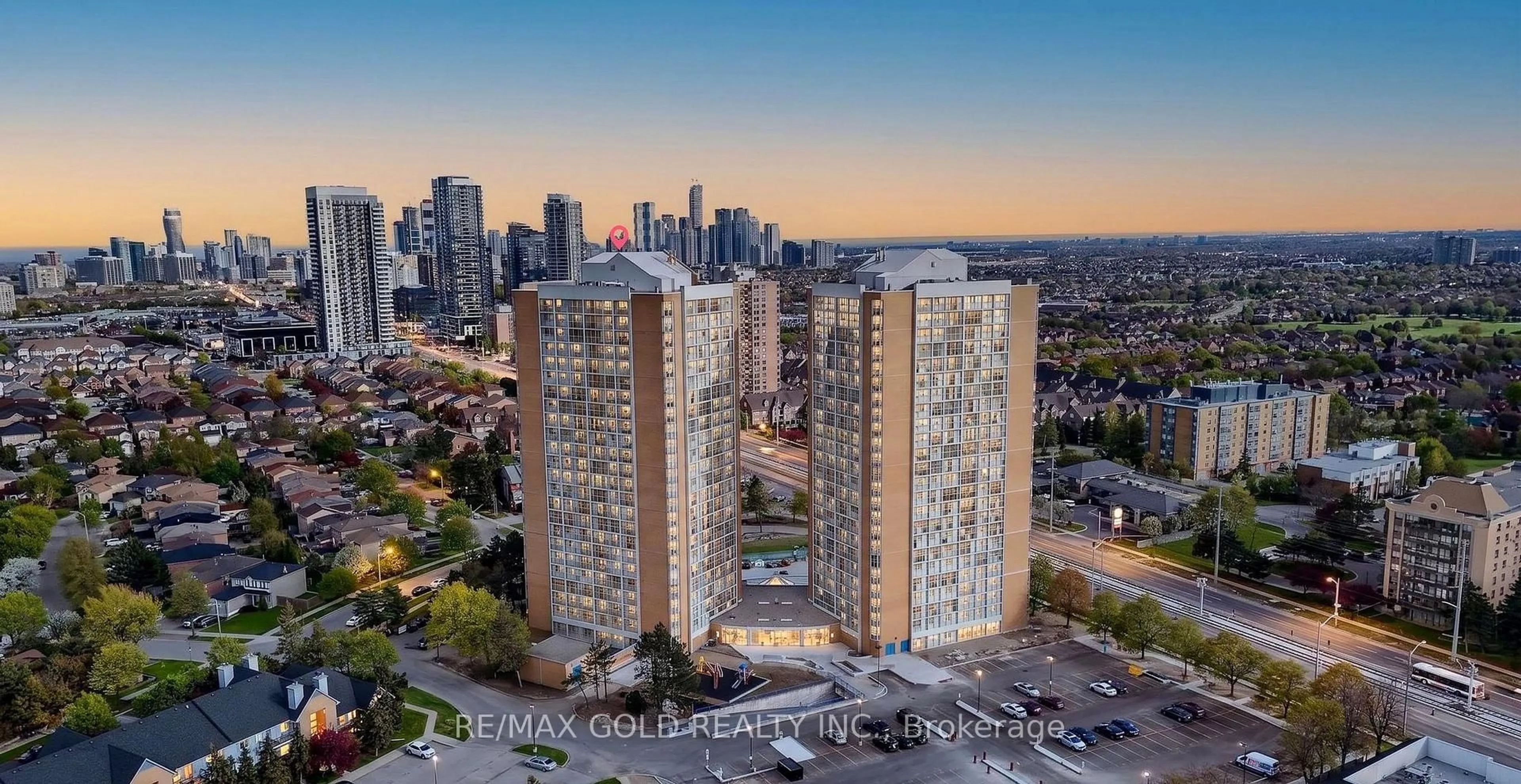 A pic from outside/outdoor area/front of a property/back of a property/a pic from drone, city buildings view from balcony for 35 Trailwood Dr #1911, Mississauga Ontario L4Z 3L6