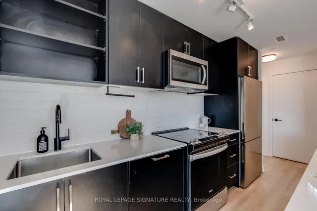 2300 St. Clair Ave #517, Toronto 3
