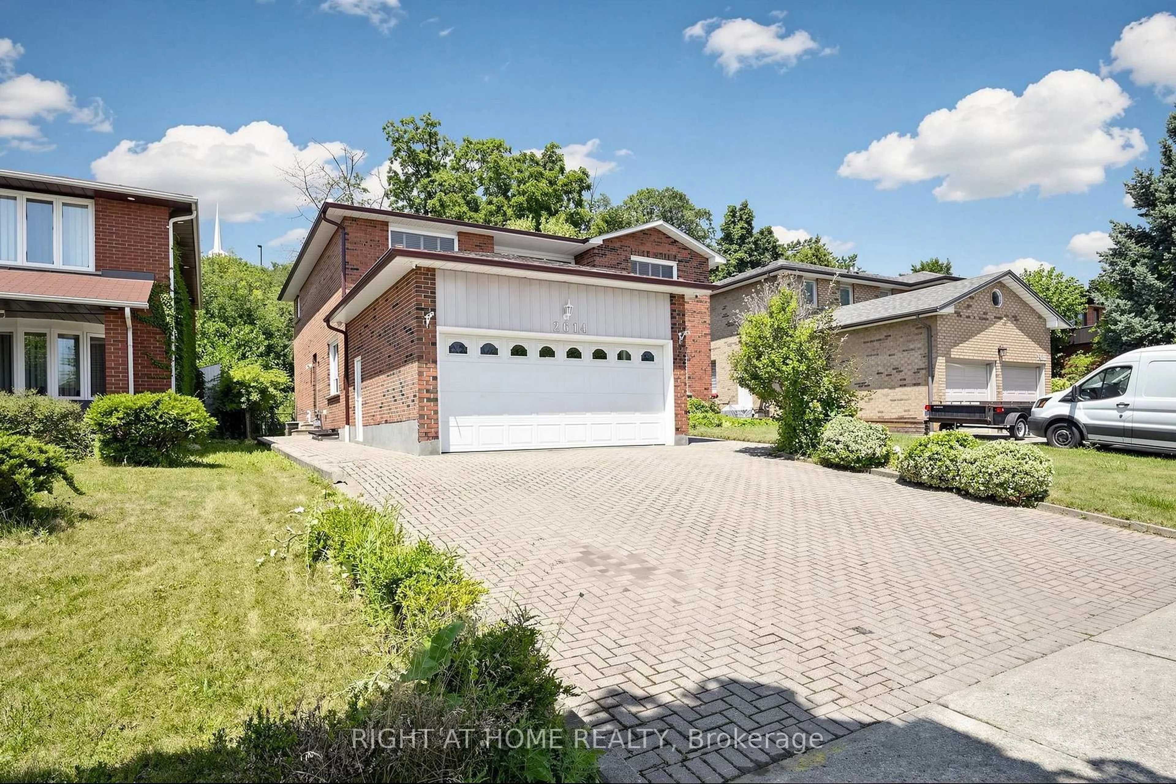 Home with brick exterior material, street for 2614 Pollard Dr, Mississauga Ontario L5C 3H1