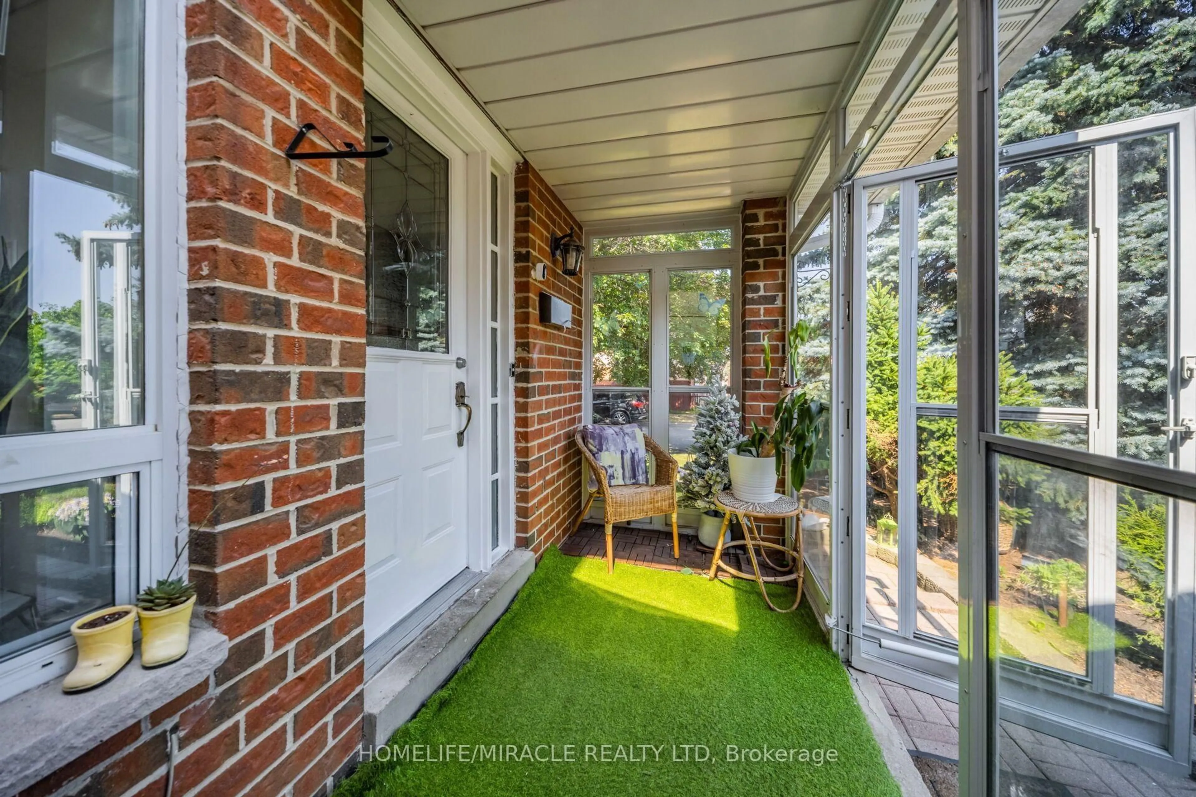 Unknown for 64 Aurora Pl, Brampton Ontario L6Z 2A8