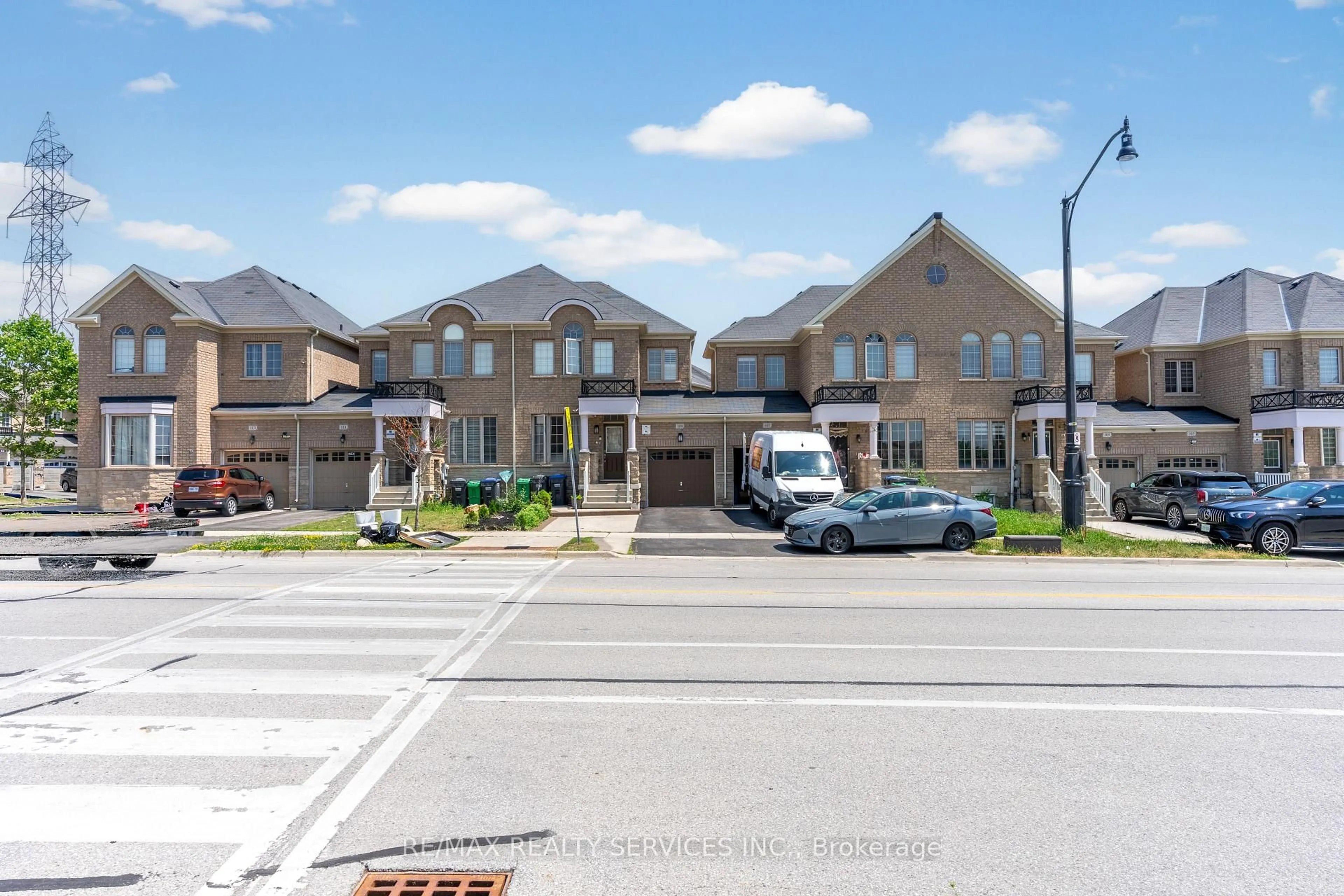 Unknown for 109 Bonnie Braes Dr, Brampton Ontario L6Y 0Z5