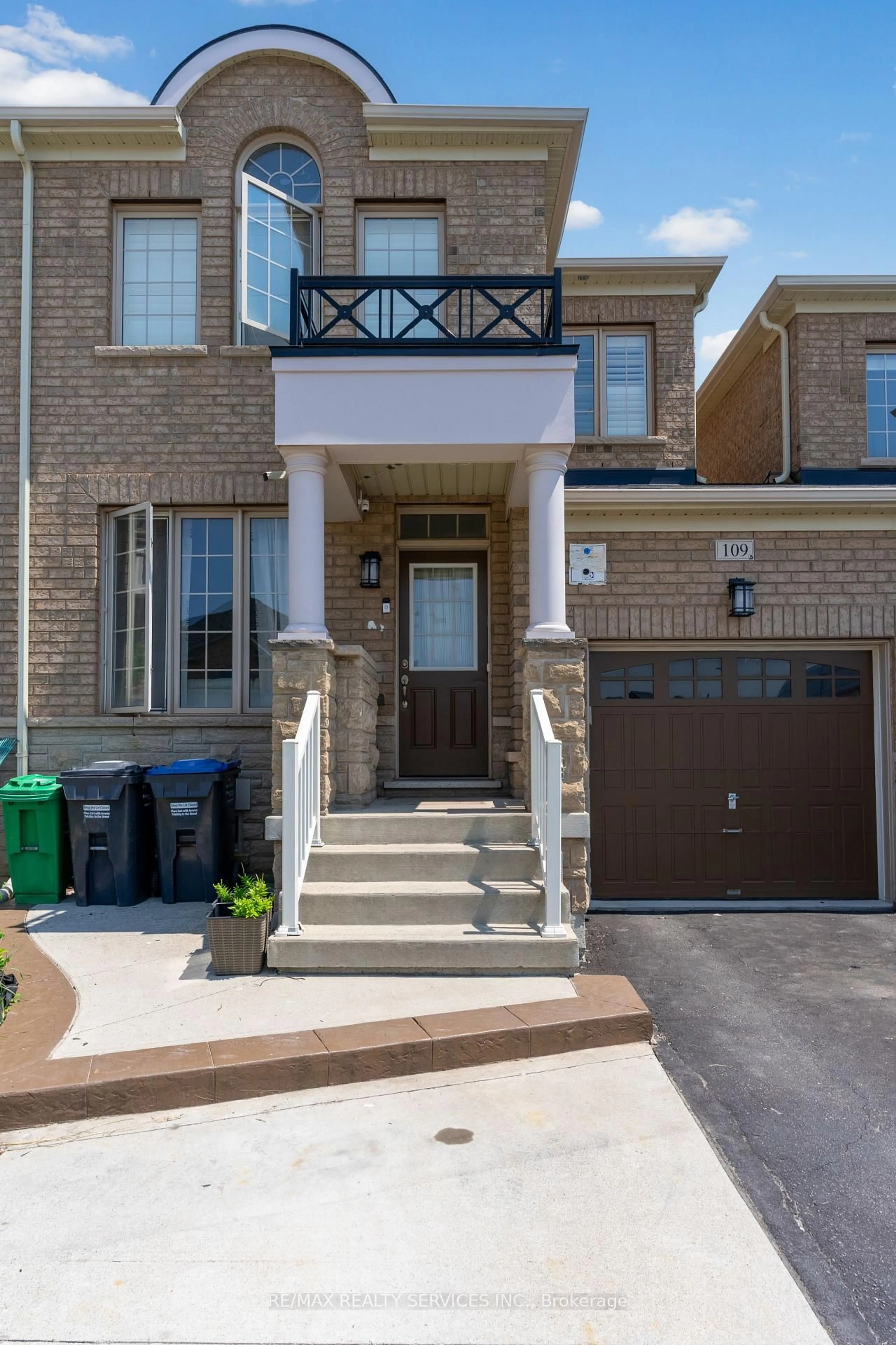 Home with brick exterior material, street for 109 Bonnie Braes Dr, Brampton Ontario L6Y 0Z5