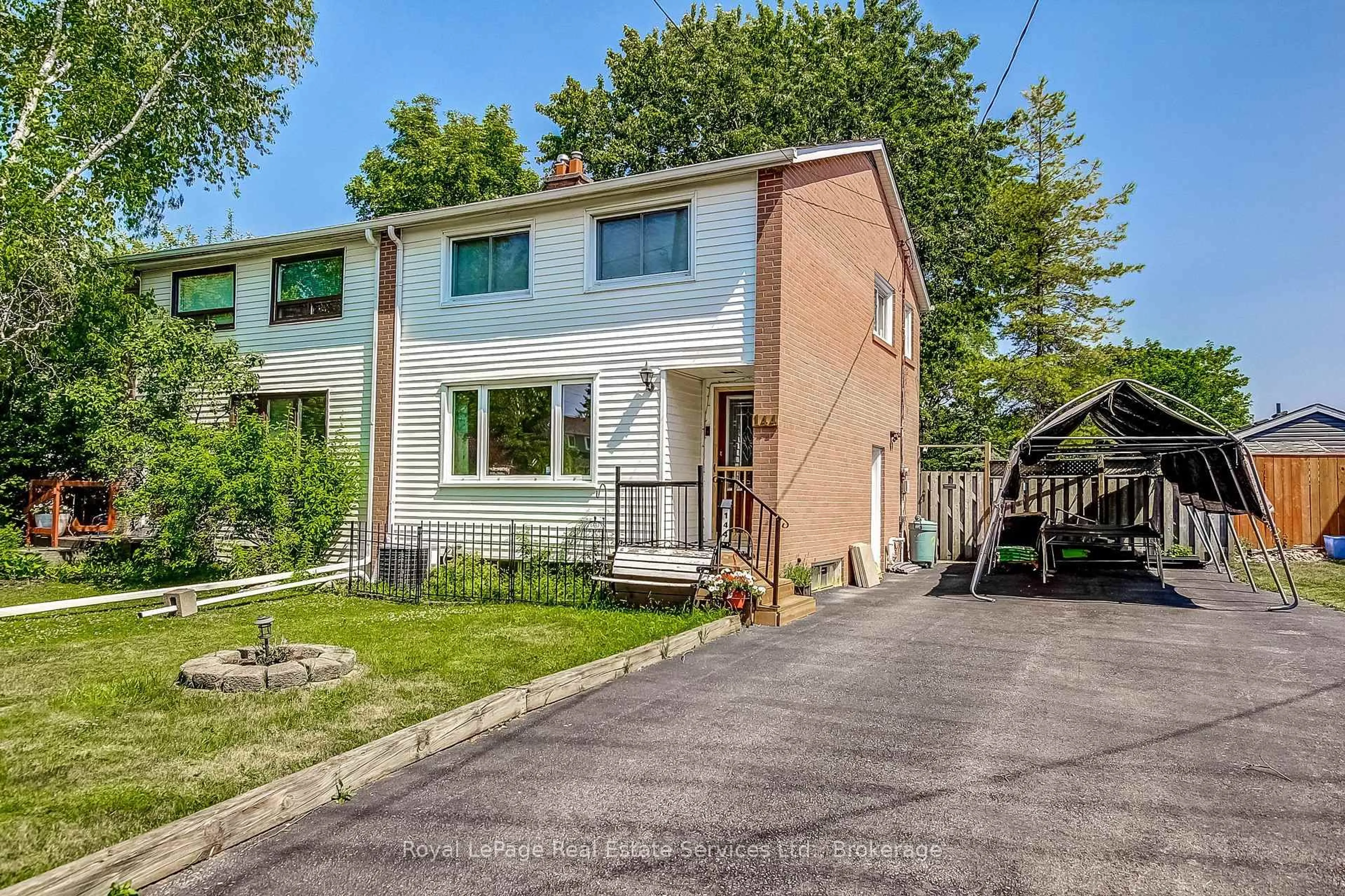 Unknown for 144 Heslop Rd, Milton Ontario L9T 1B4
