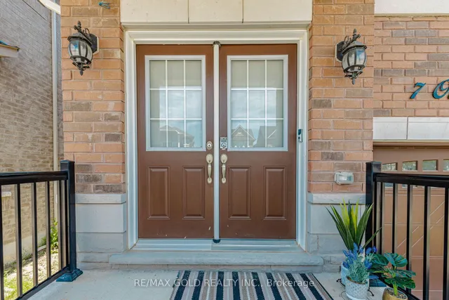 7 Overstone Rd, Halton Hills 4