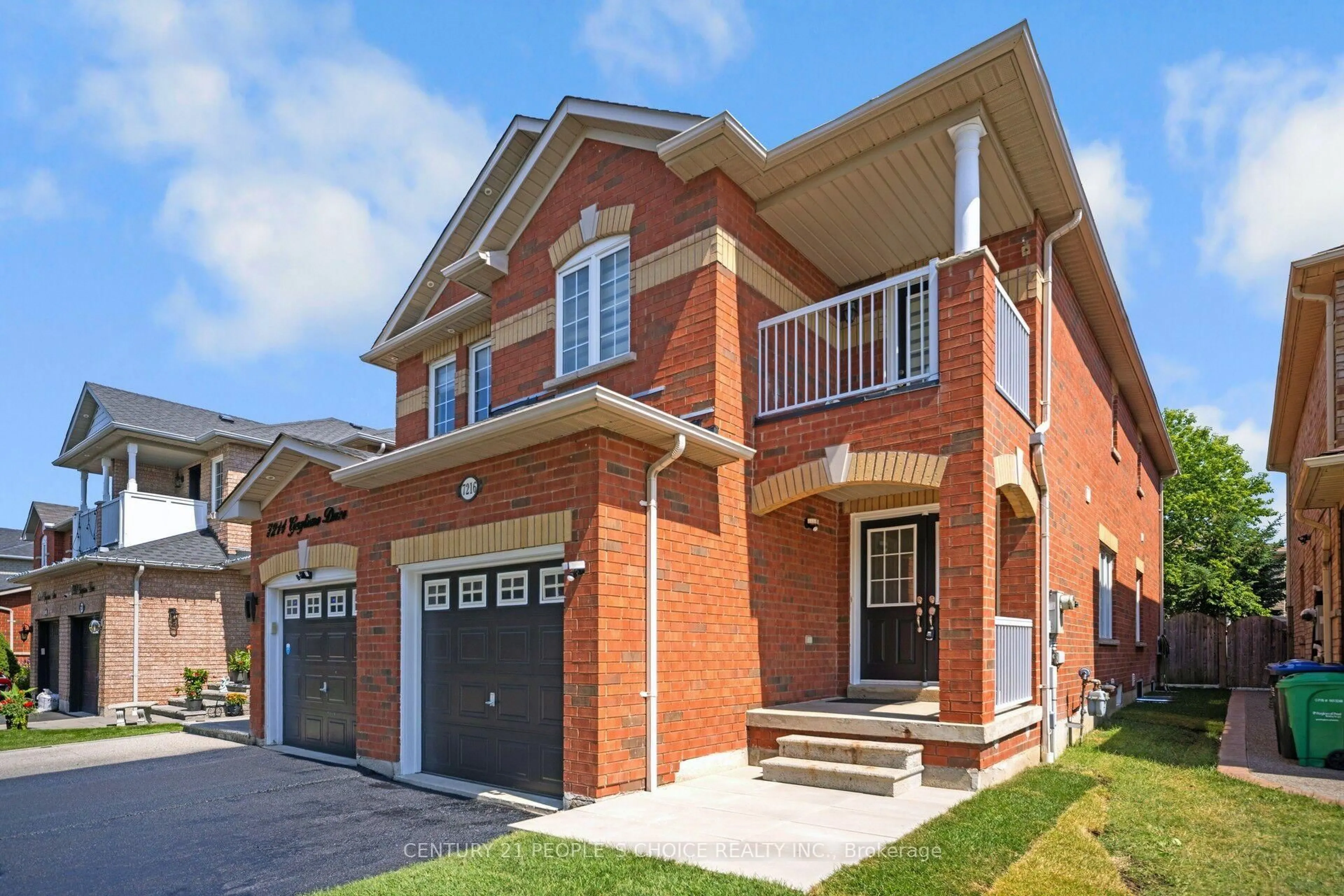 Home with brick exterior material, street for 7216 Gagliano Dr, Mississauga Ontario L5W 1X4