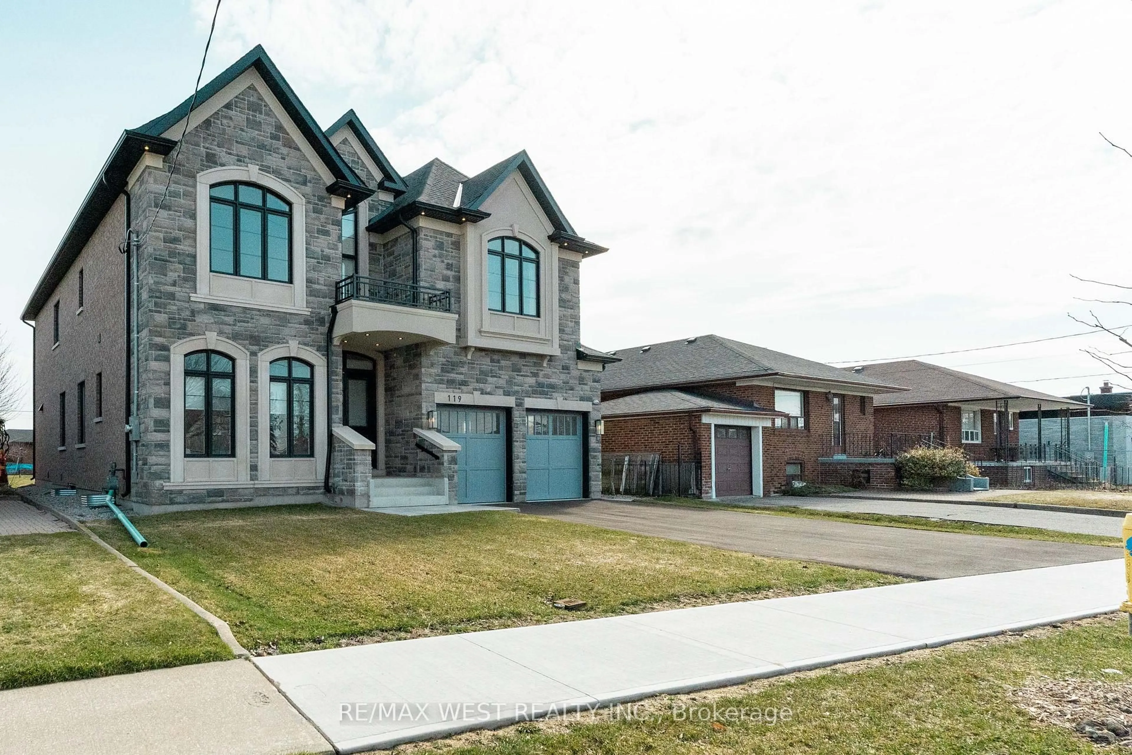 Home with brick exterior material, street for 119 Jay St, Toronto Ontario M6L 2M3