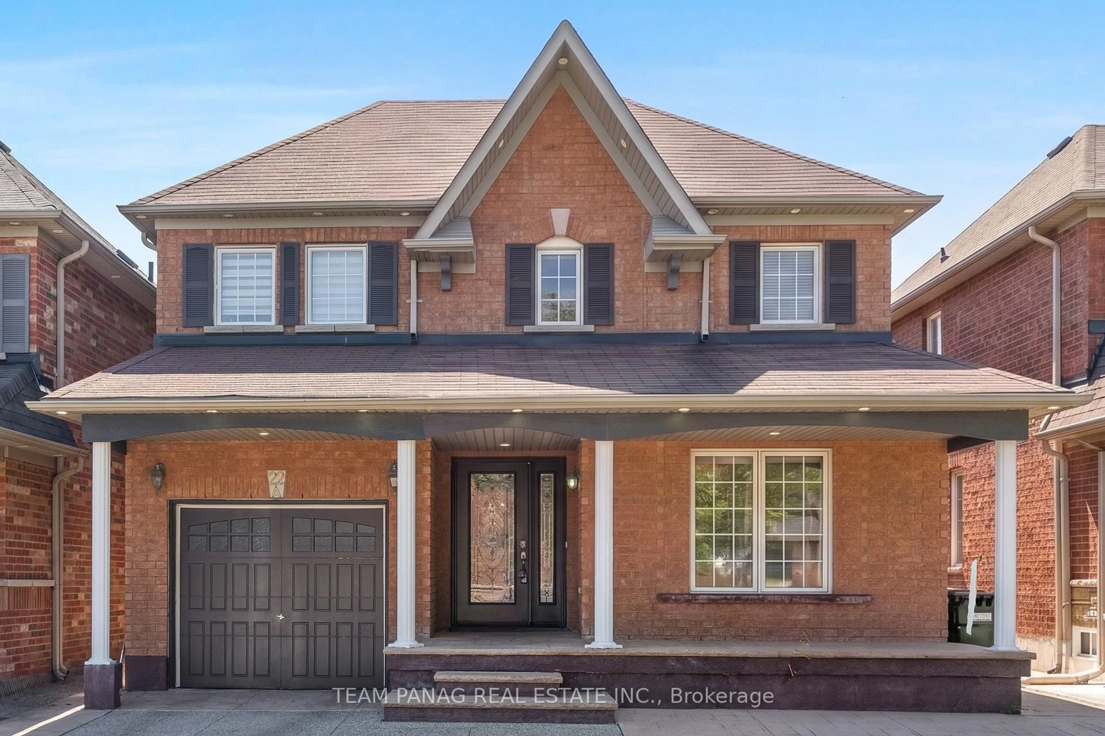 Home with brick exterior material, street for 22 Beresford Cres, Brampton Ontario L6P 2M2