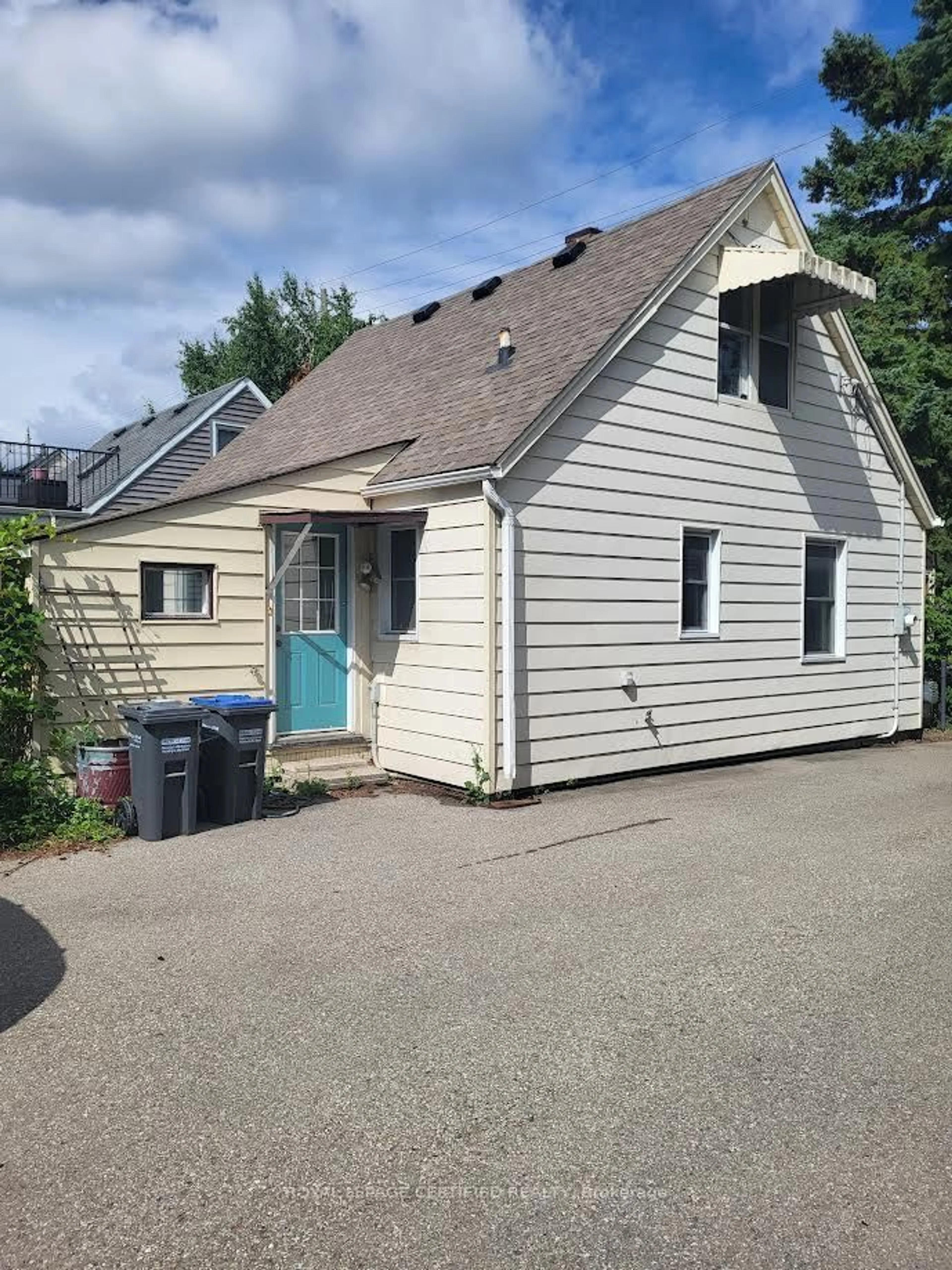 Unknown for 77 Frederick St, Brampton Ontario L6Y 1G9
