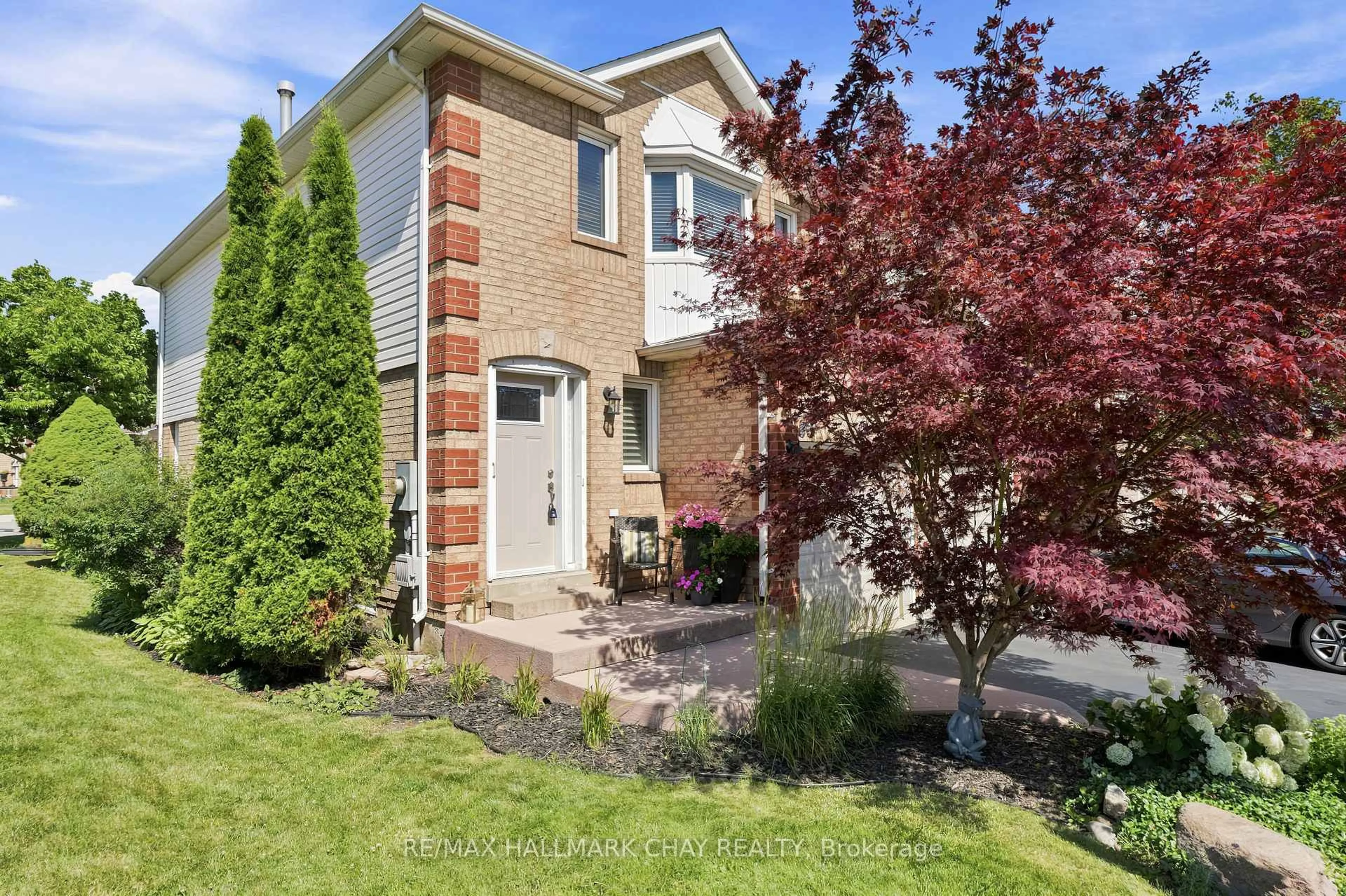 Home with brick exterior material, street for 2350 Grand Ravine Dr #86, Oakville Ontario L6H 6E2