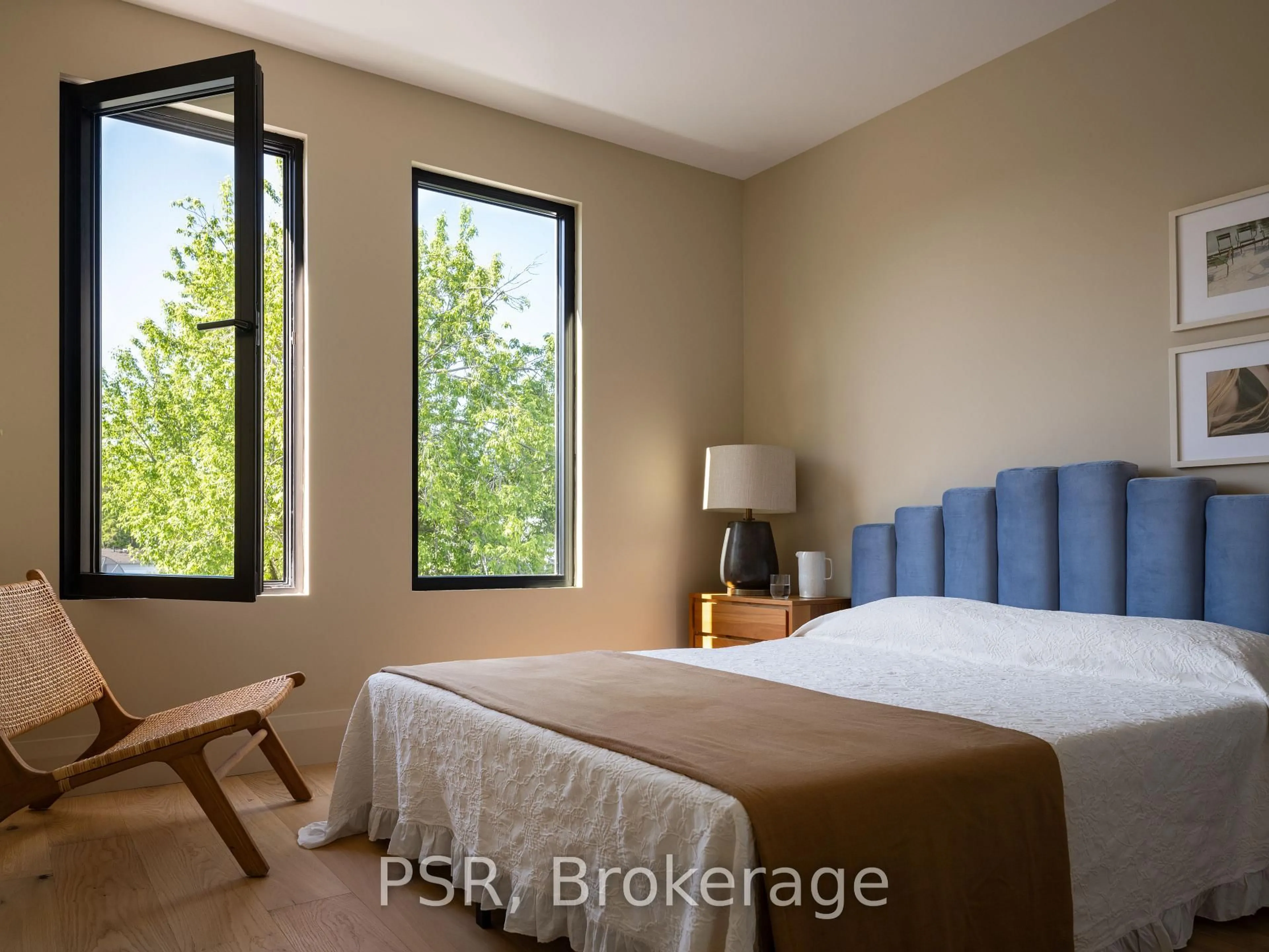 Bedroom with bed, unknown for 157 Hallam St #C, Toronto Ontario M6H 1X3