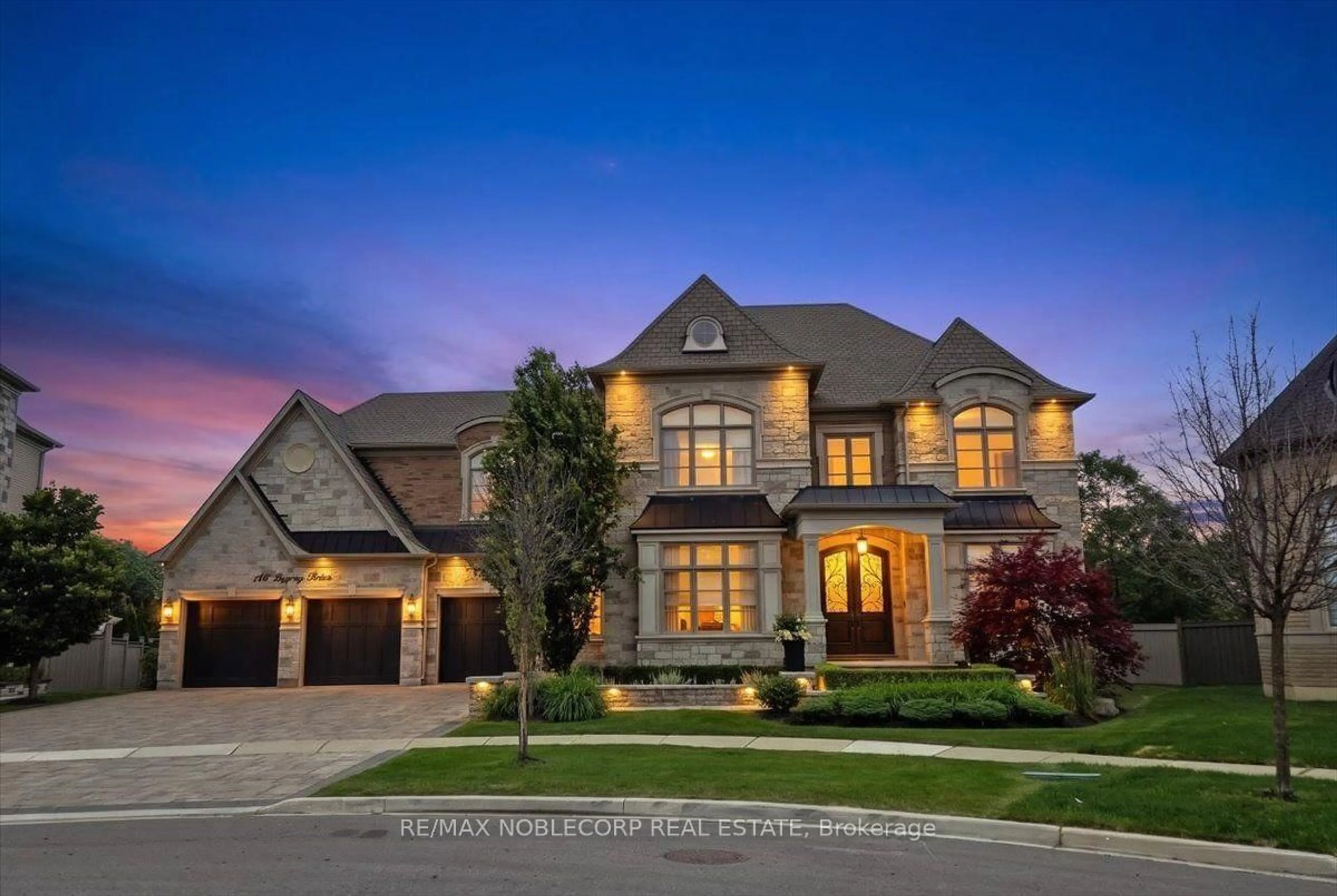 Home with brick exterior material, street for 146 Degrey Dr, Brampton Ontario L6P 3X7