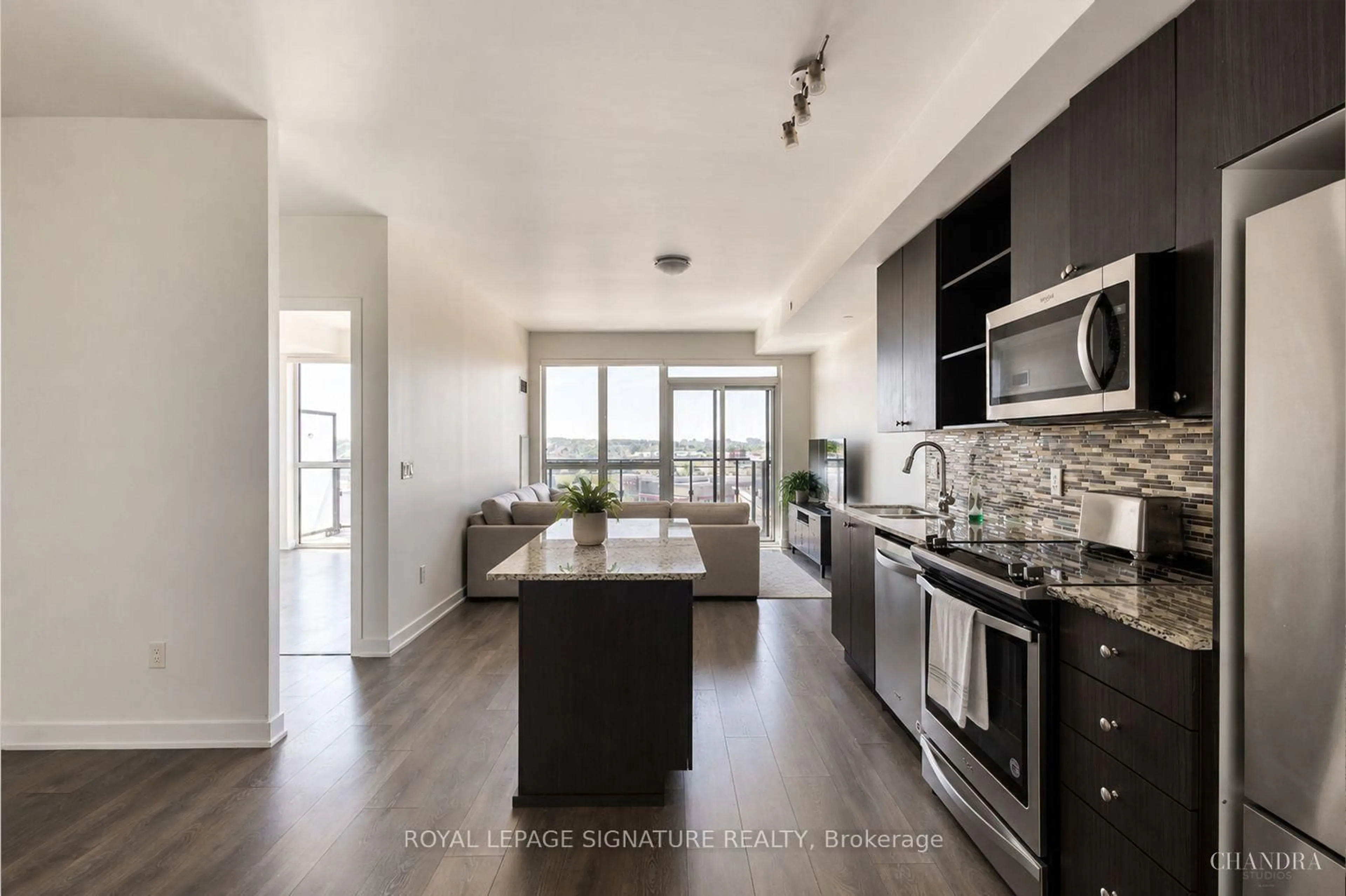 Open concept kitchen, unknown for 4655 Glen Erin Dr #601, Mississauga Ontario L5M 0Z1