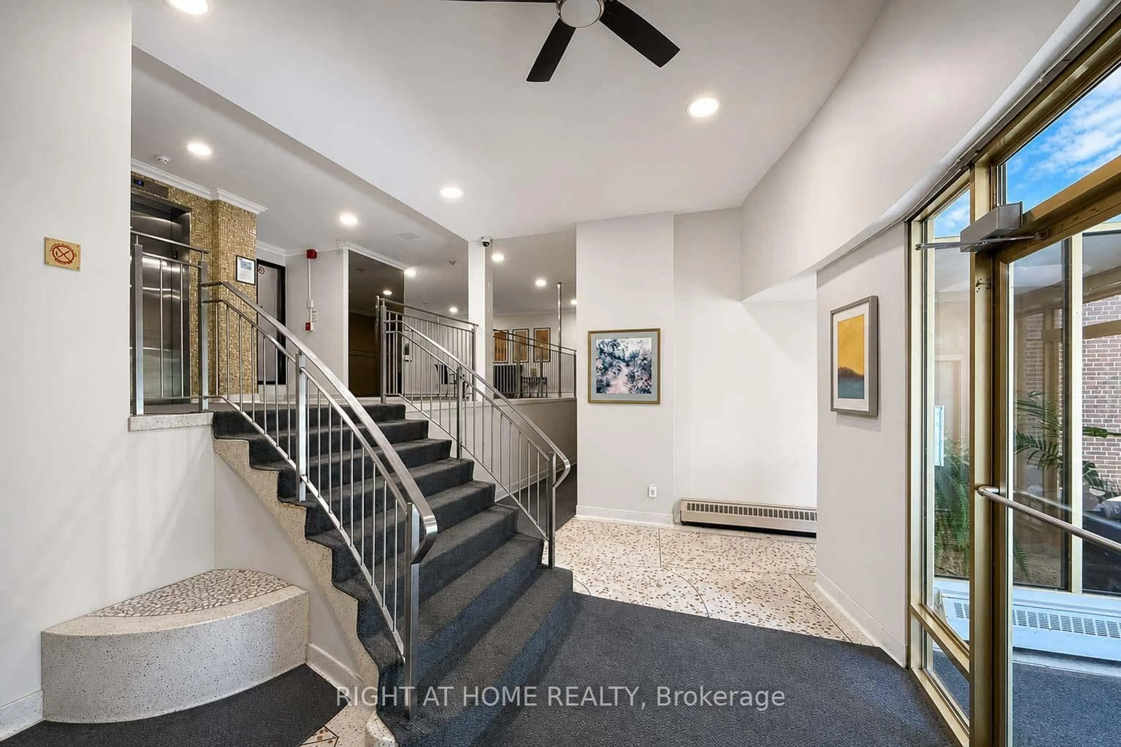 Indoor foyer for 785 Brown's Line #1, Toronto Ontario M8W 3V8
