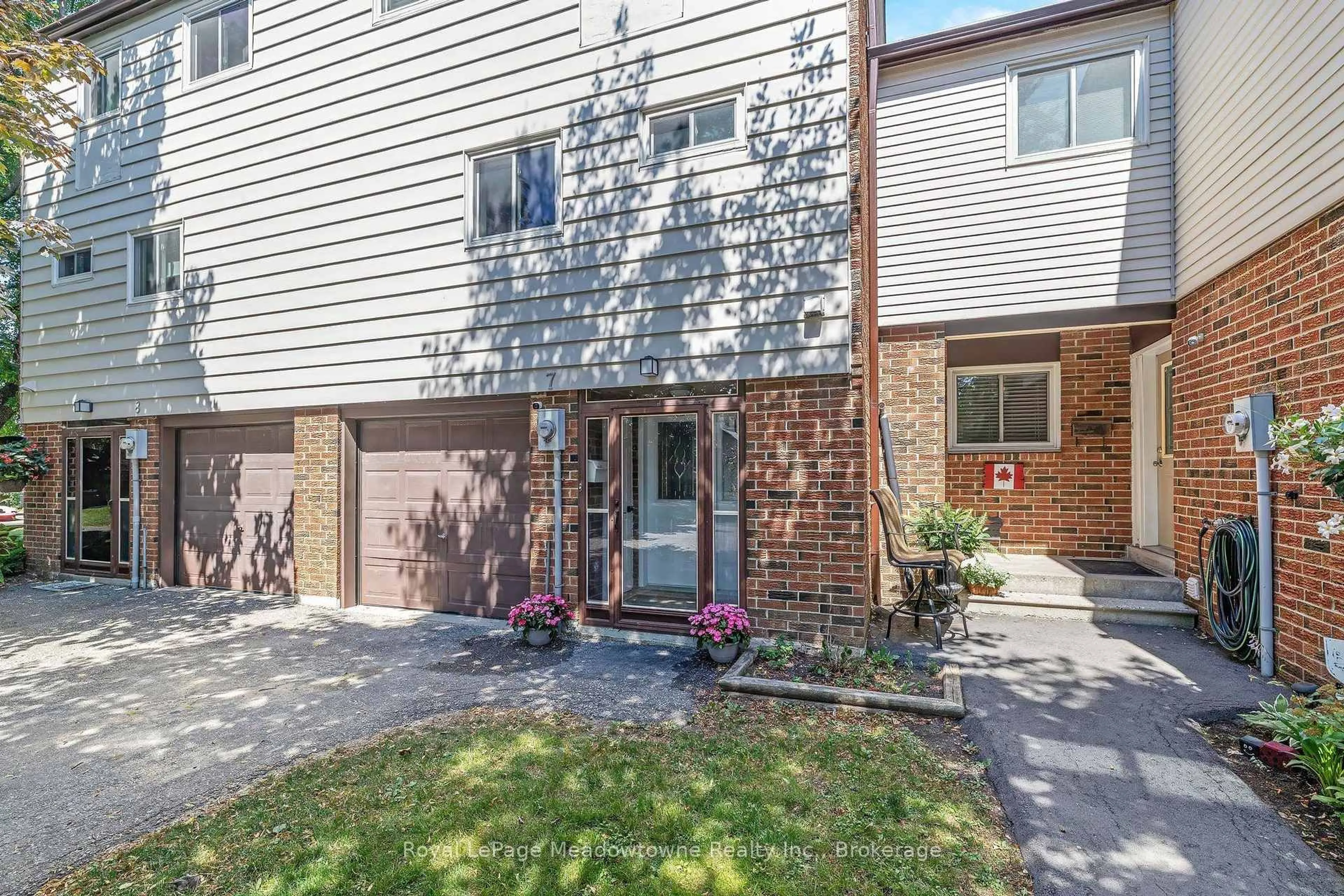 Unknown for 550 Childs Dr #7, Milton Ontario L9T 3P3