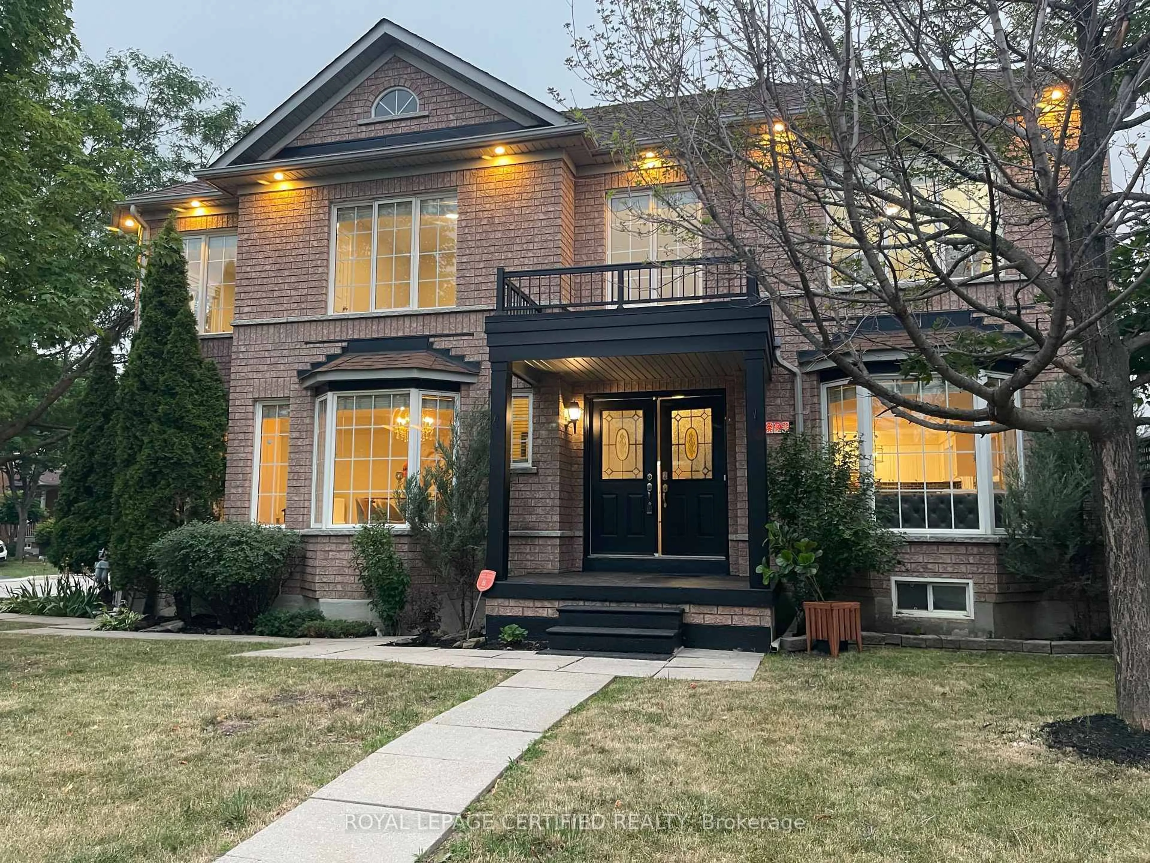 Home with brick exterior material, street for 5890 Tampico Way, Mississauga Ontario L5M 6Y9