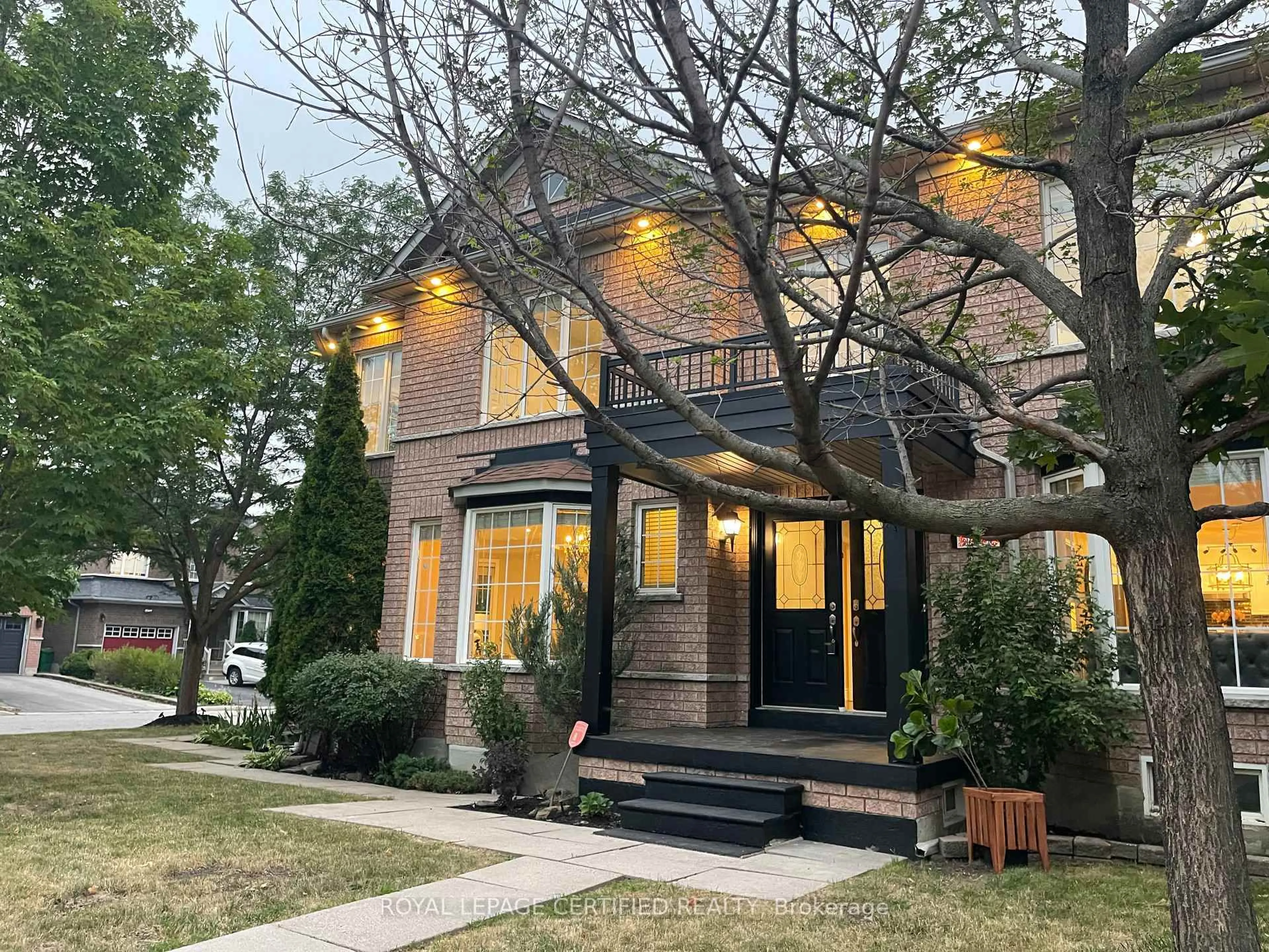 Home with brick exterior material, street for 5890 Tampico Way, Mississauga Ontario L5M 6Y9