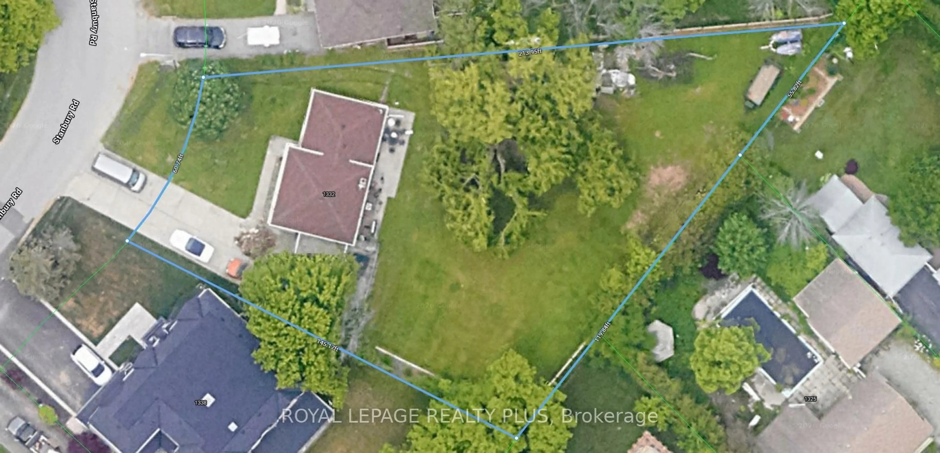 A pic from outside/outdoor area/front of a property/back of a property/a pic from drone, street for 1332 Stanbury Rd, Oakville Ontario L6L 2J4