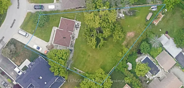 1332 Stanbury Rd, Oakville 2