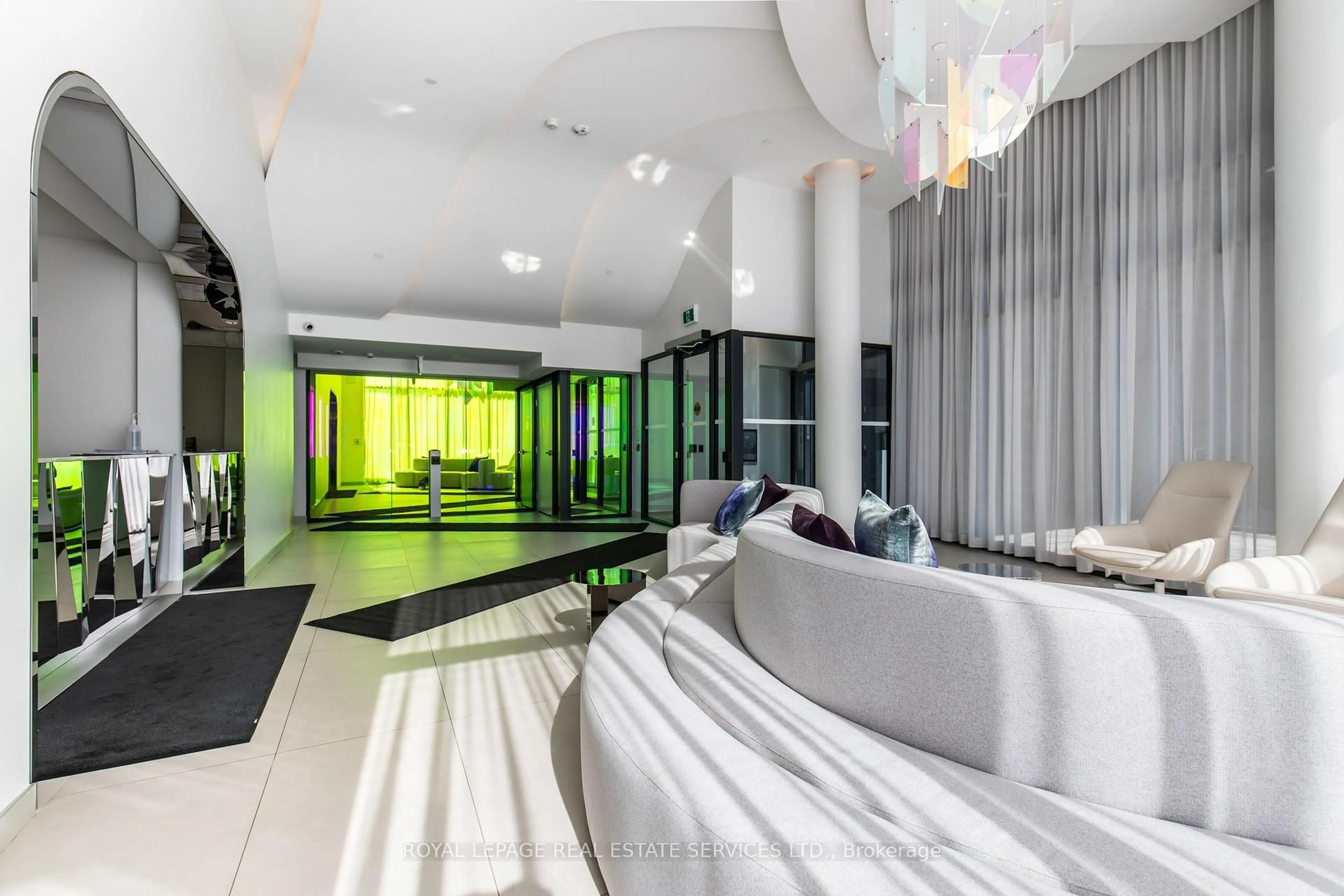 Lobby for 3210 Dakota Common #A607, Burlington Ontario L7M 2A8