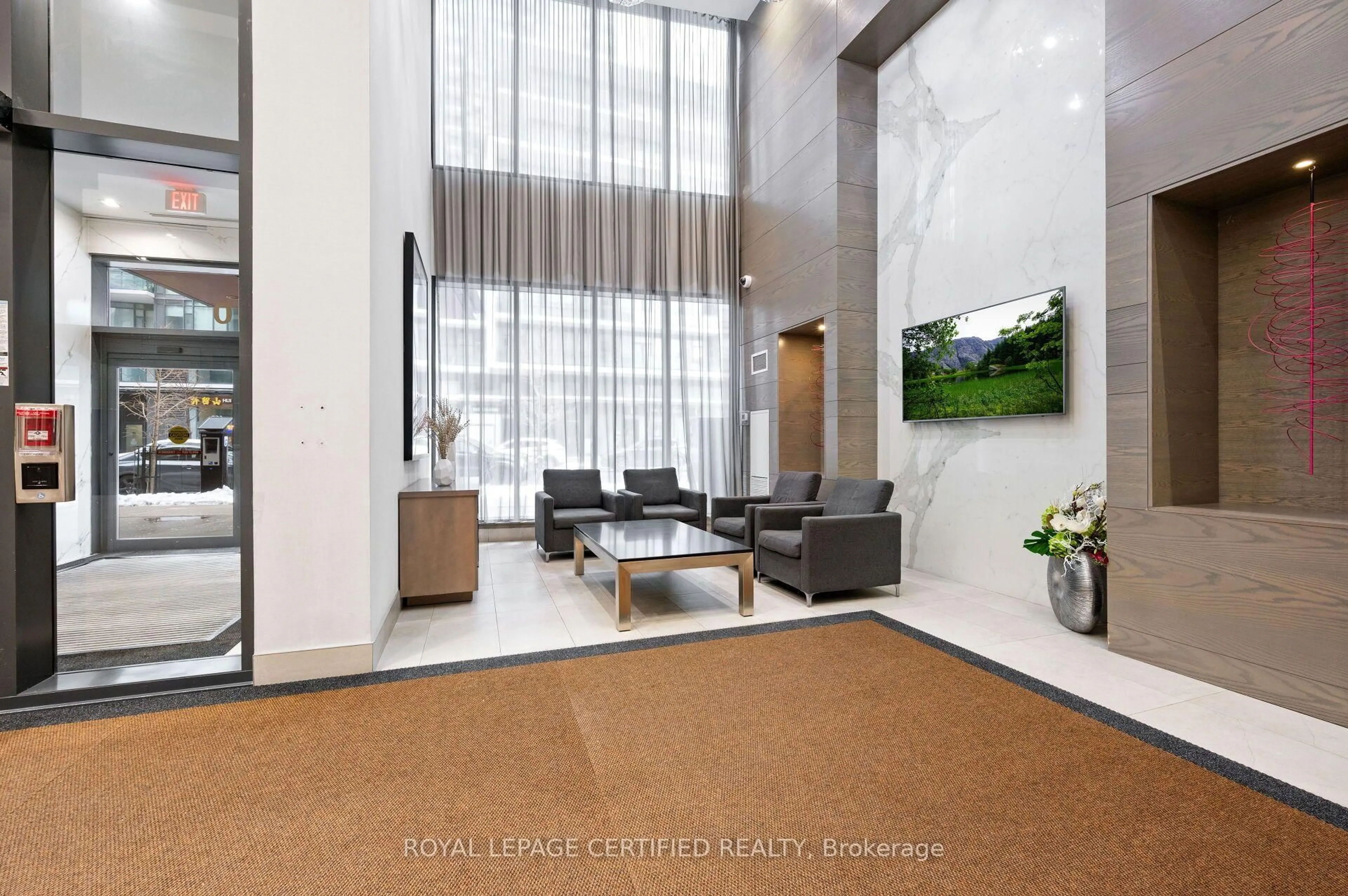 Lobby for 510 Curran Pl #808, Mississauga Ontario L5B 0J8