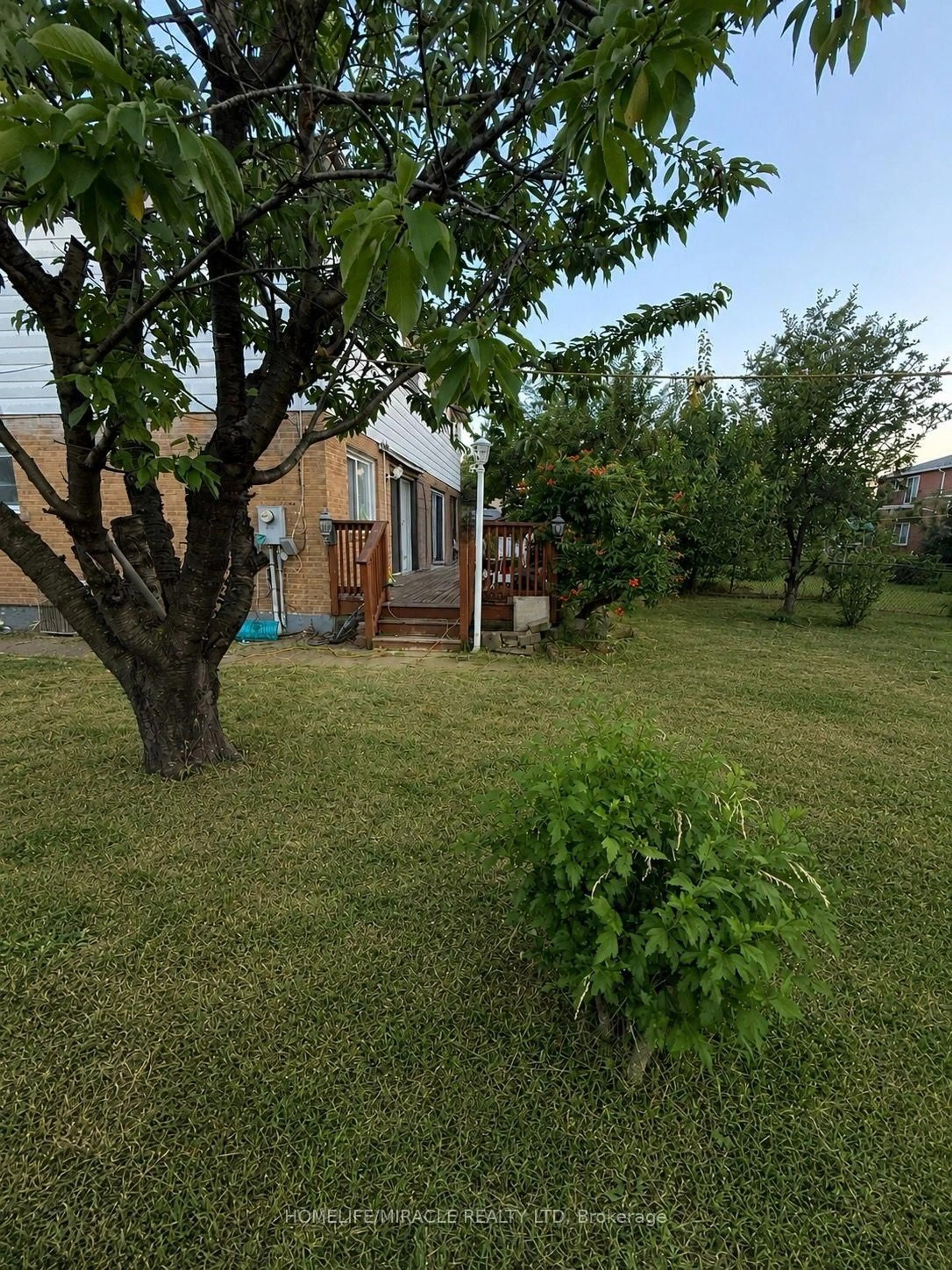 trreb/IMG-W13569268_5f3ca5d3-d1ce-462e-b3ea-d3f2871a4d43-l.jpg