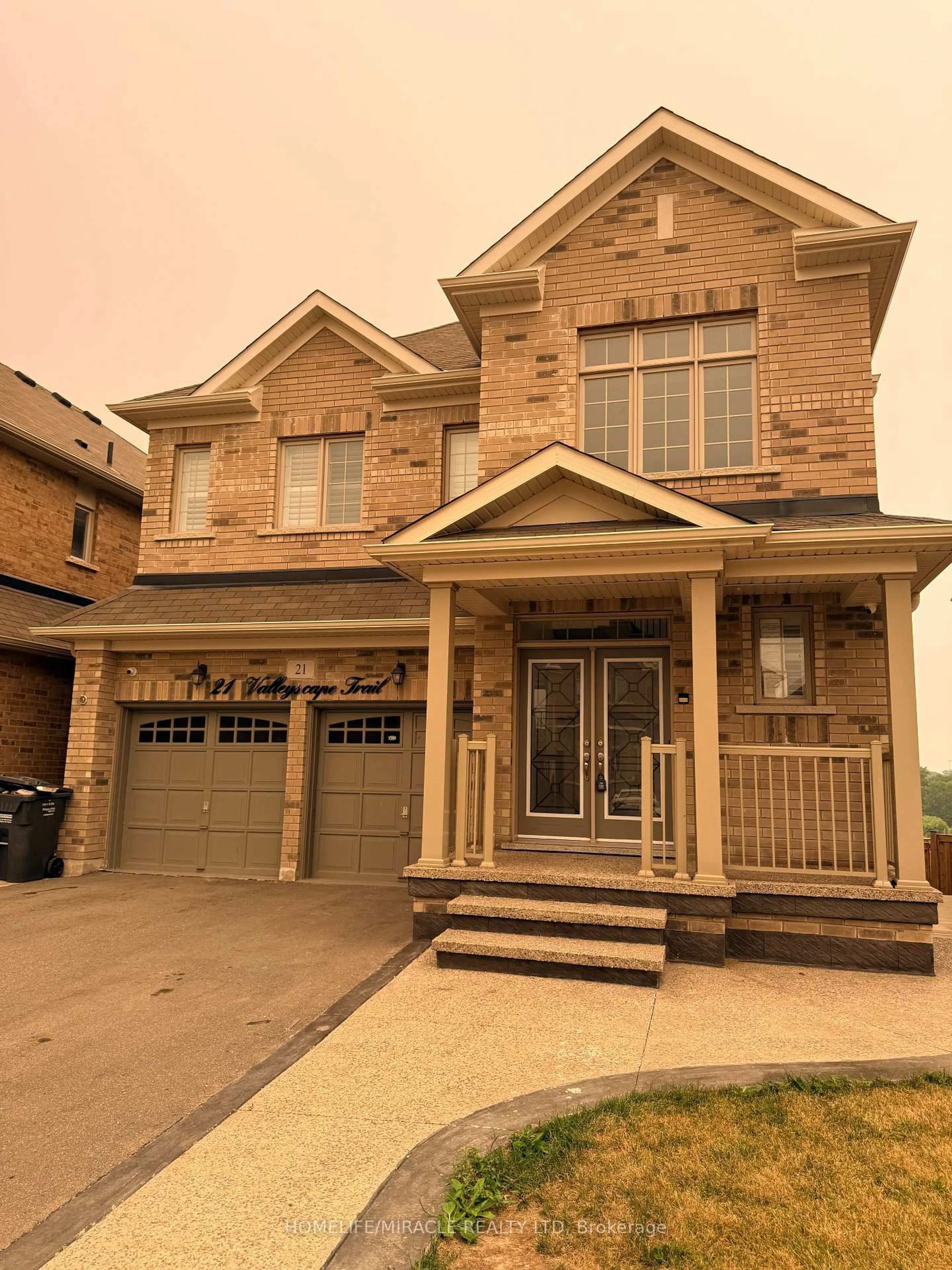 Home with brick exterior material, street for 21 Valleyscape Tr, Caledon Ontario L7C 4H3