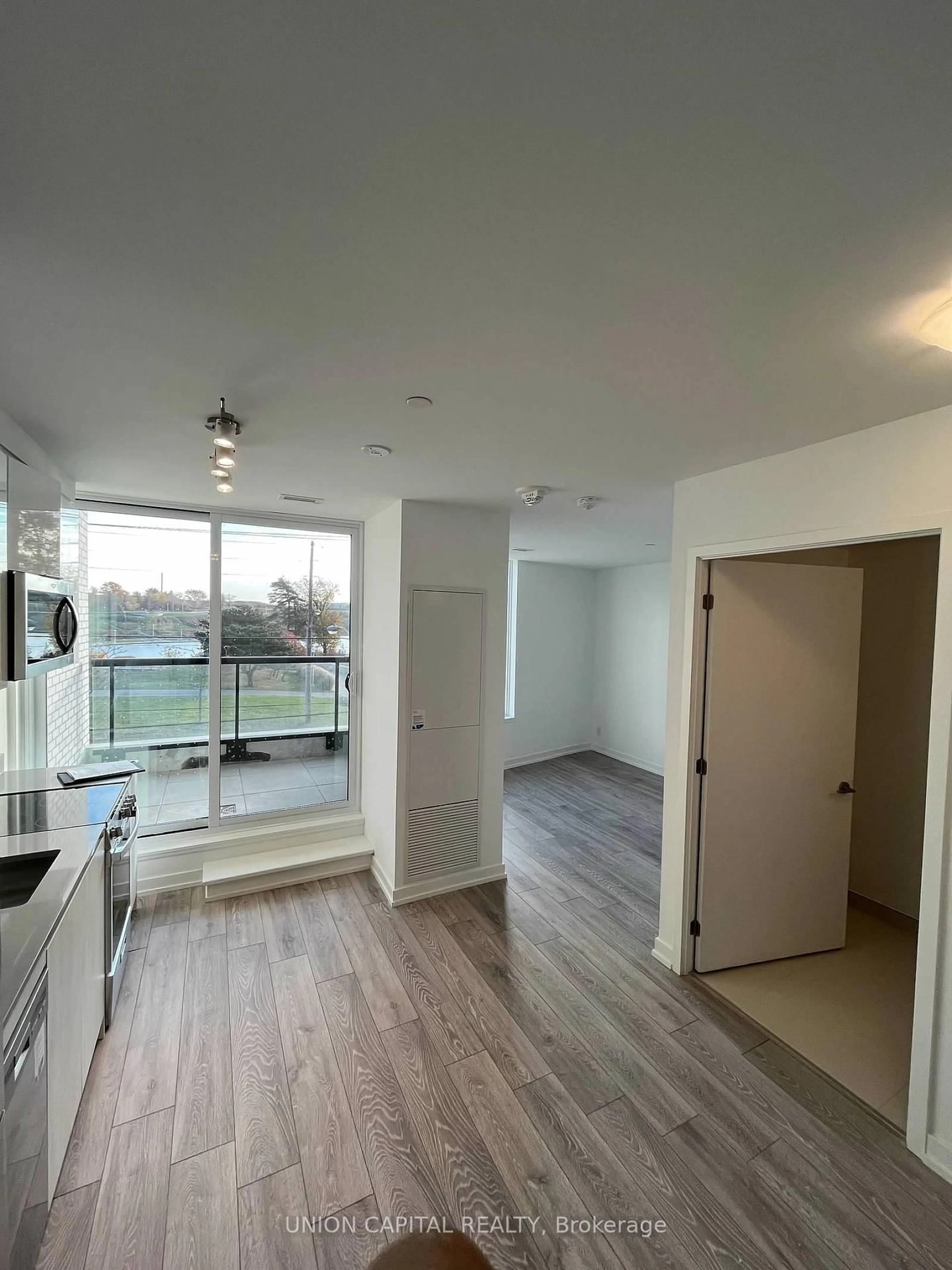 A pic of a room for 3100 Keele St #320, Toronto Ontario M3M 0E1