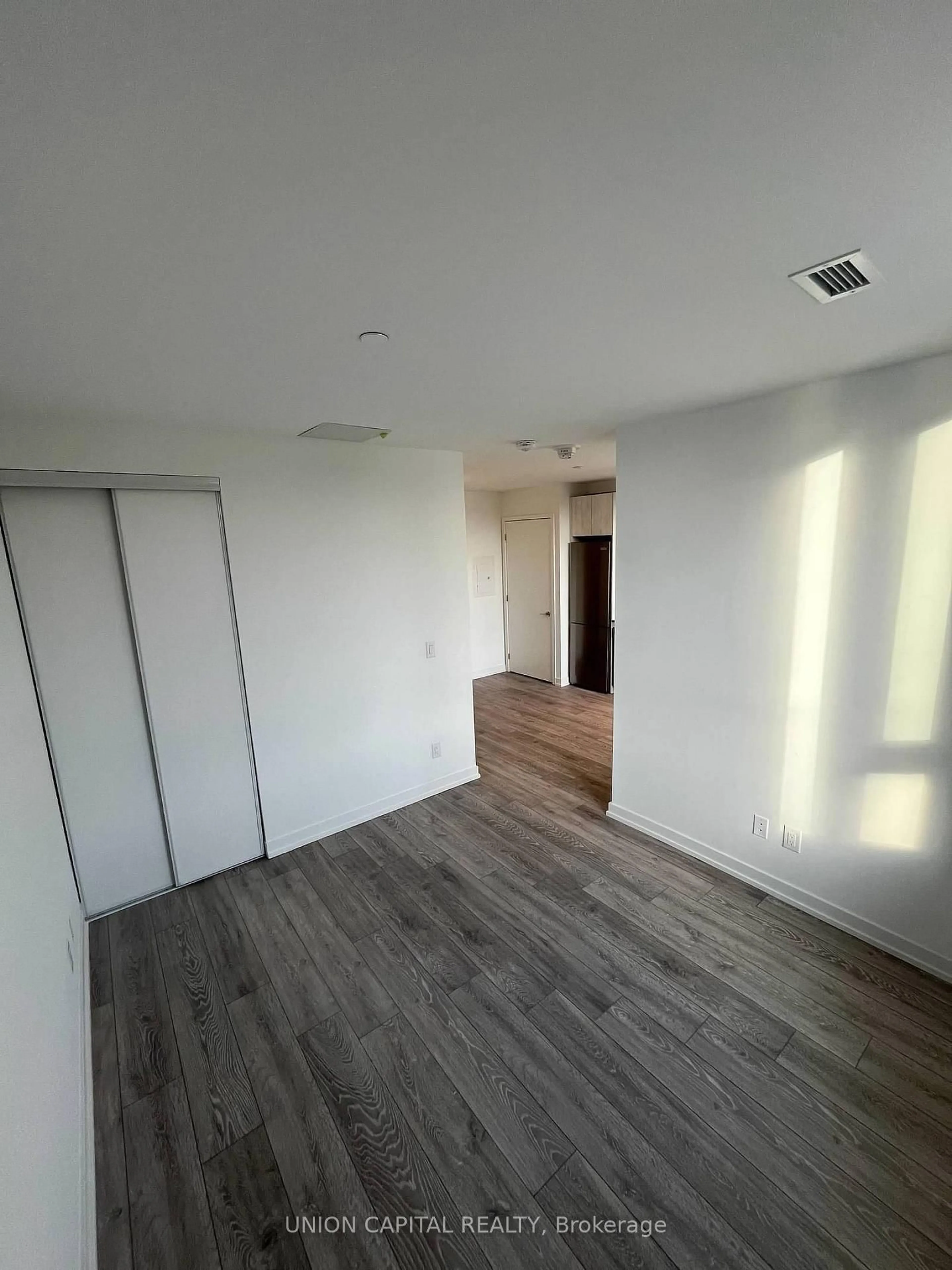A pic of a room for 3100 Keele St #320, Toronto Ontario M3M 0E1