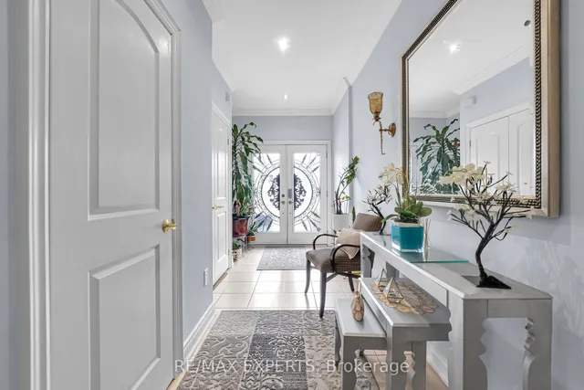 18 Cobalt St, Toronto 4