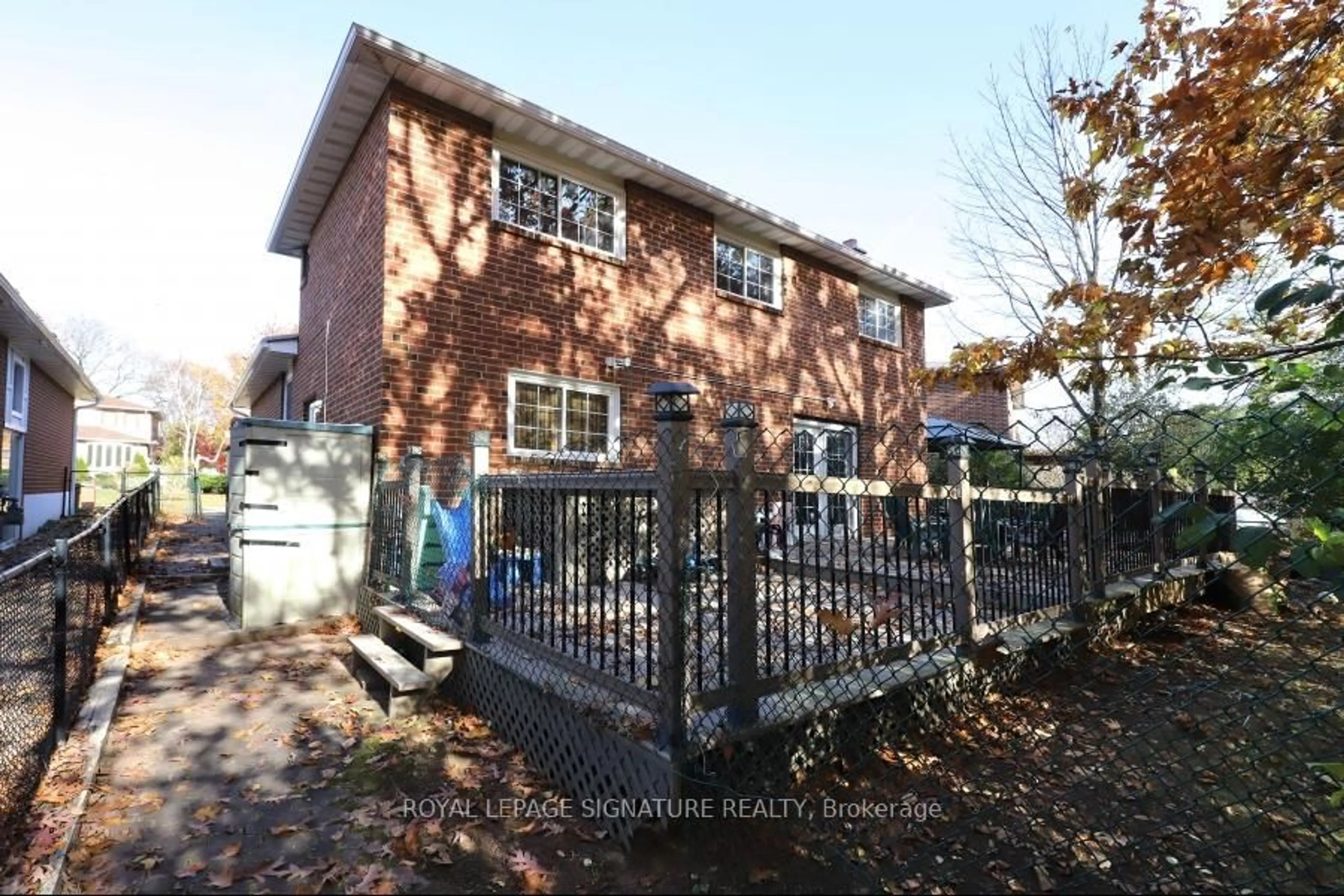 Unknown for 1414 Harmsworth Sq, Oakville Ontario L6H 3E7