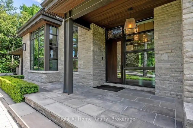 265 Maple Grove Dr, Oakville 3