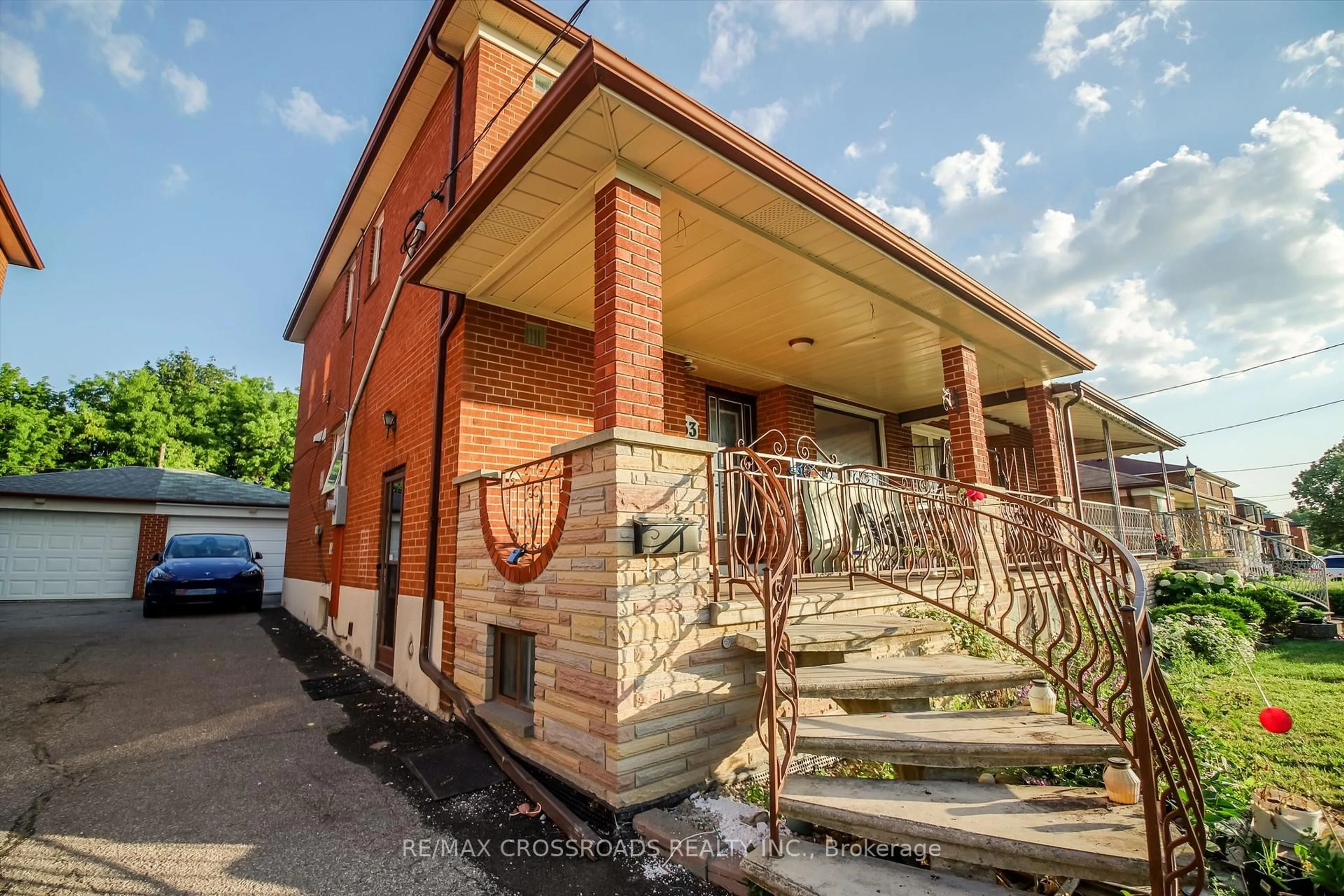 Home with brick exterior material, building for 53 Giltspur Dr, Toronto Ontario M3L 1M4