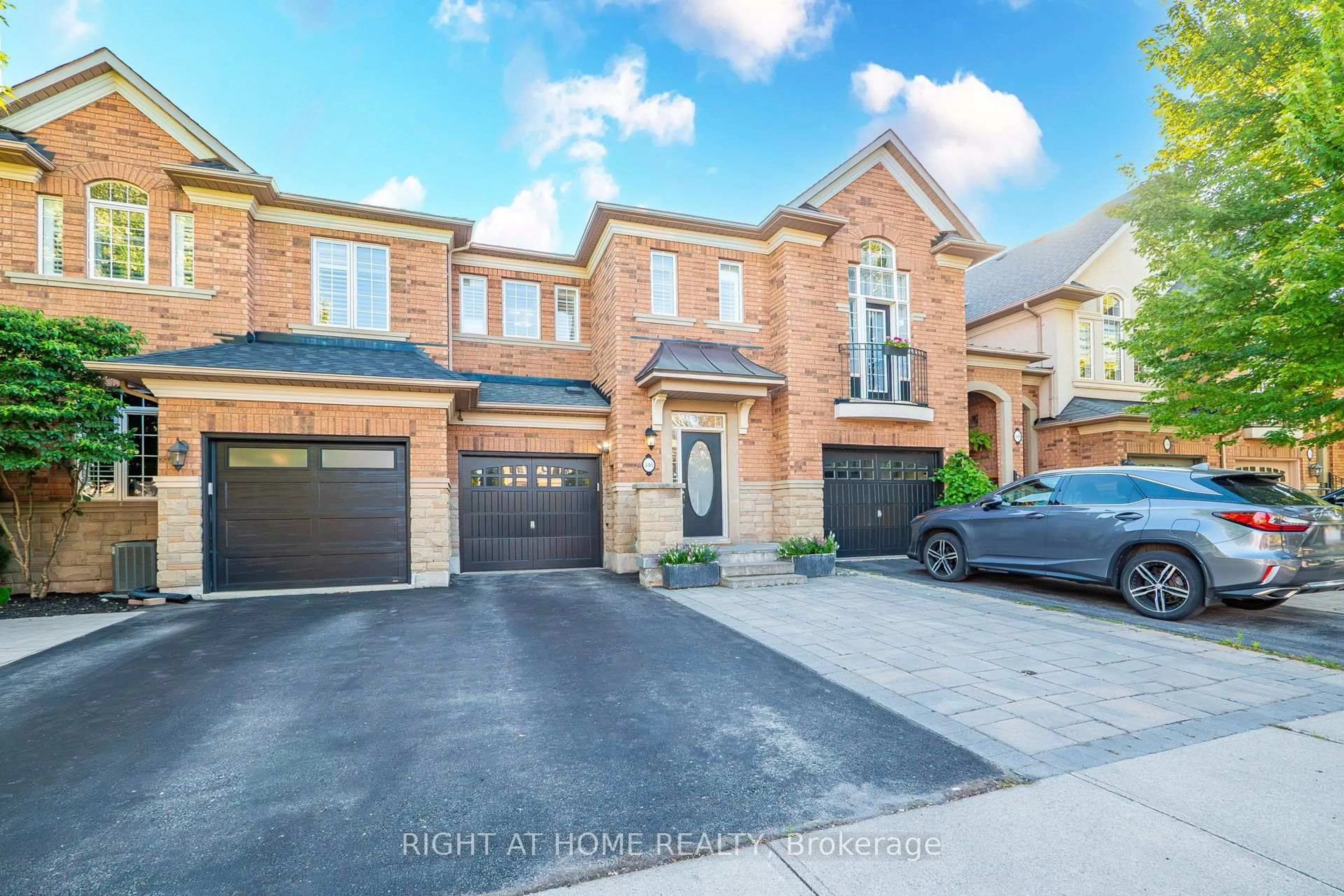 Home with brick exterior material, street for 346 Creek Path Ave, Oakville Ontario L6L 6X1
