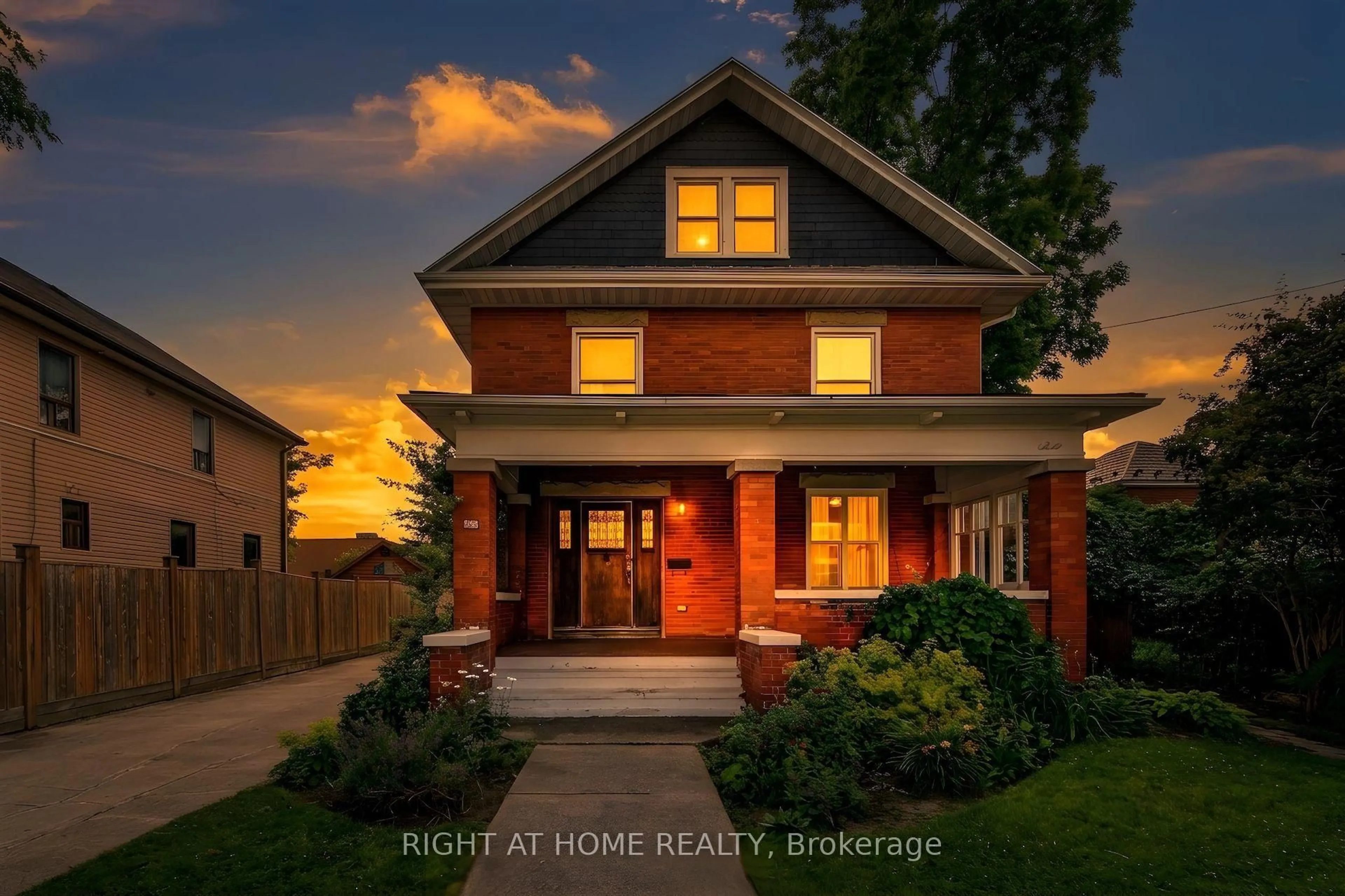 Home with brick exterior material, street for 30 Willow St, Halton Hills Ontario L7J 1Z7