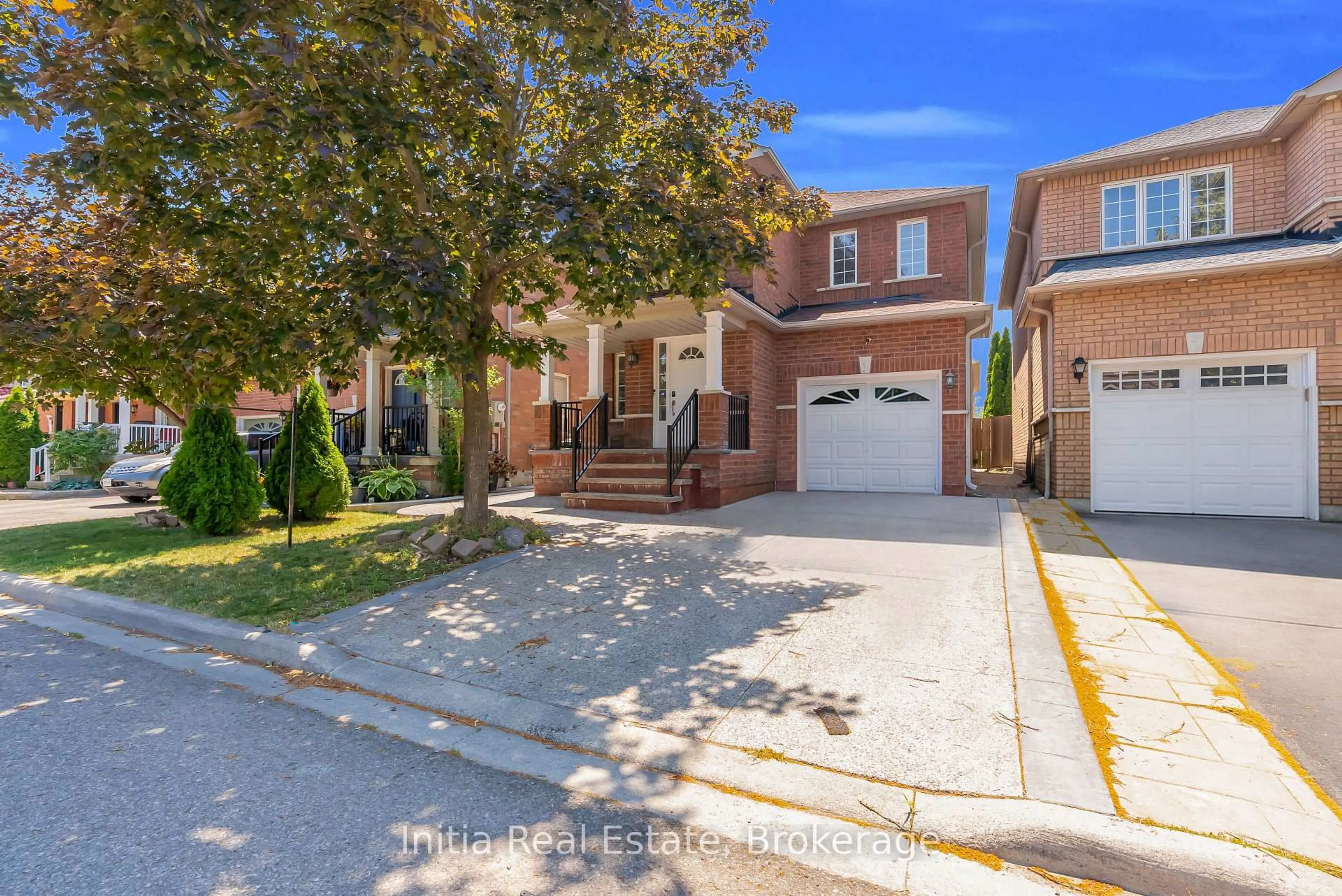 Home with brick exterior material, street for 46 Florence Dr, Brampton Ontario L7A 2M2