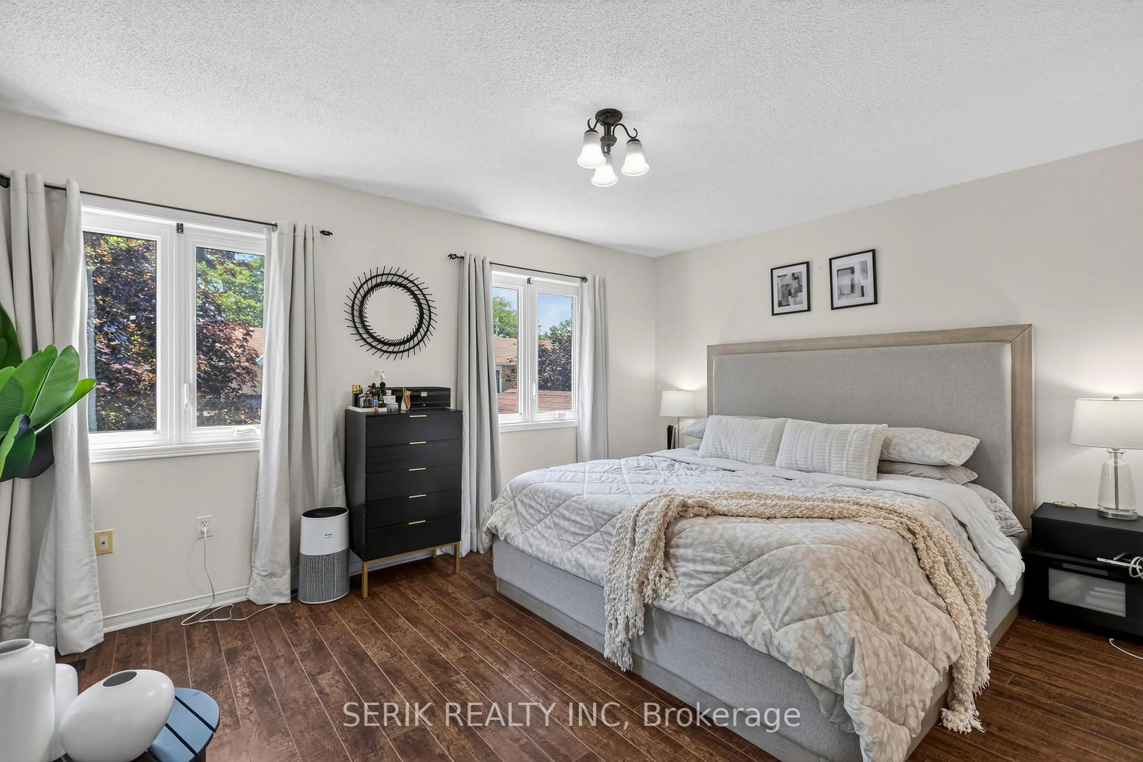 Bedroom with bed, unknown for 550 Steddick Crt #48, Mississauga Ontario L5R 3S8