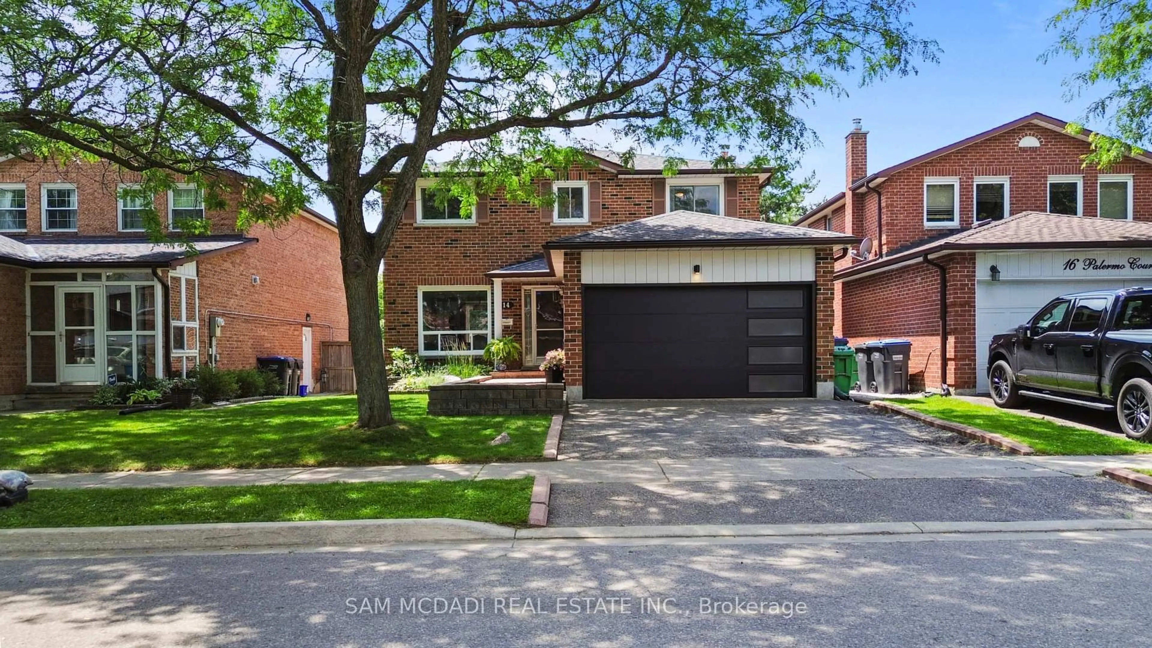Home with brick exterior material, street for 14 Palermo Crt, Brampton Ontario L6Z 3G1