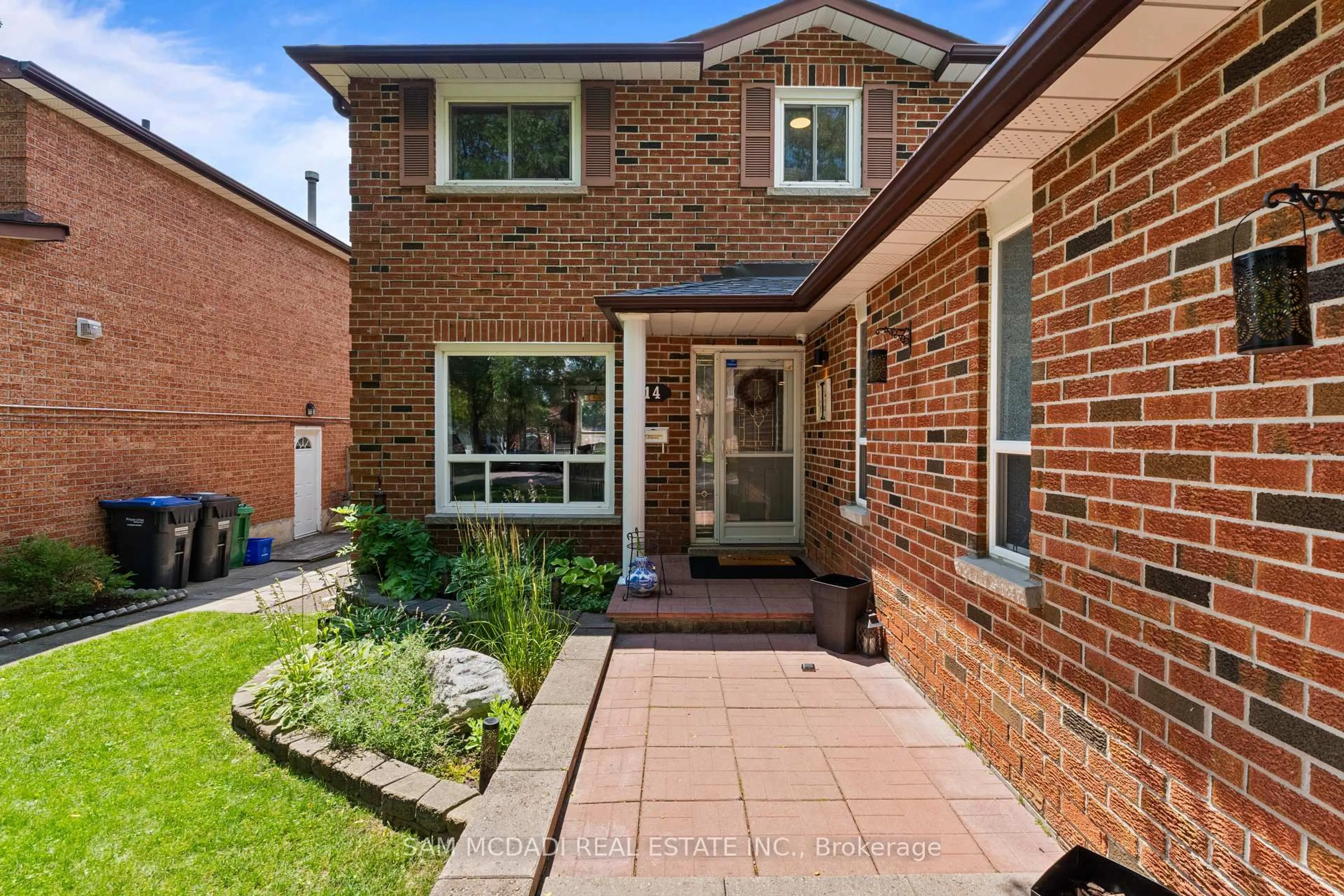 Home with brick exterior material, street for 14 Palermo Crt, Brampton Ontario L6Z 3G1