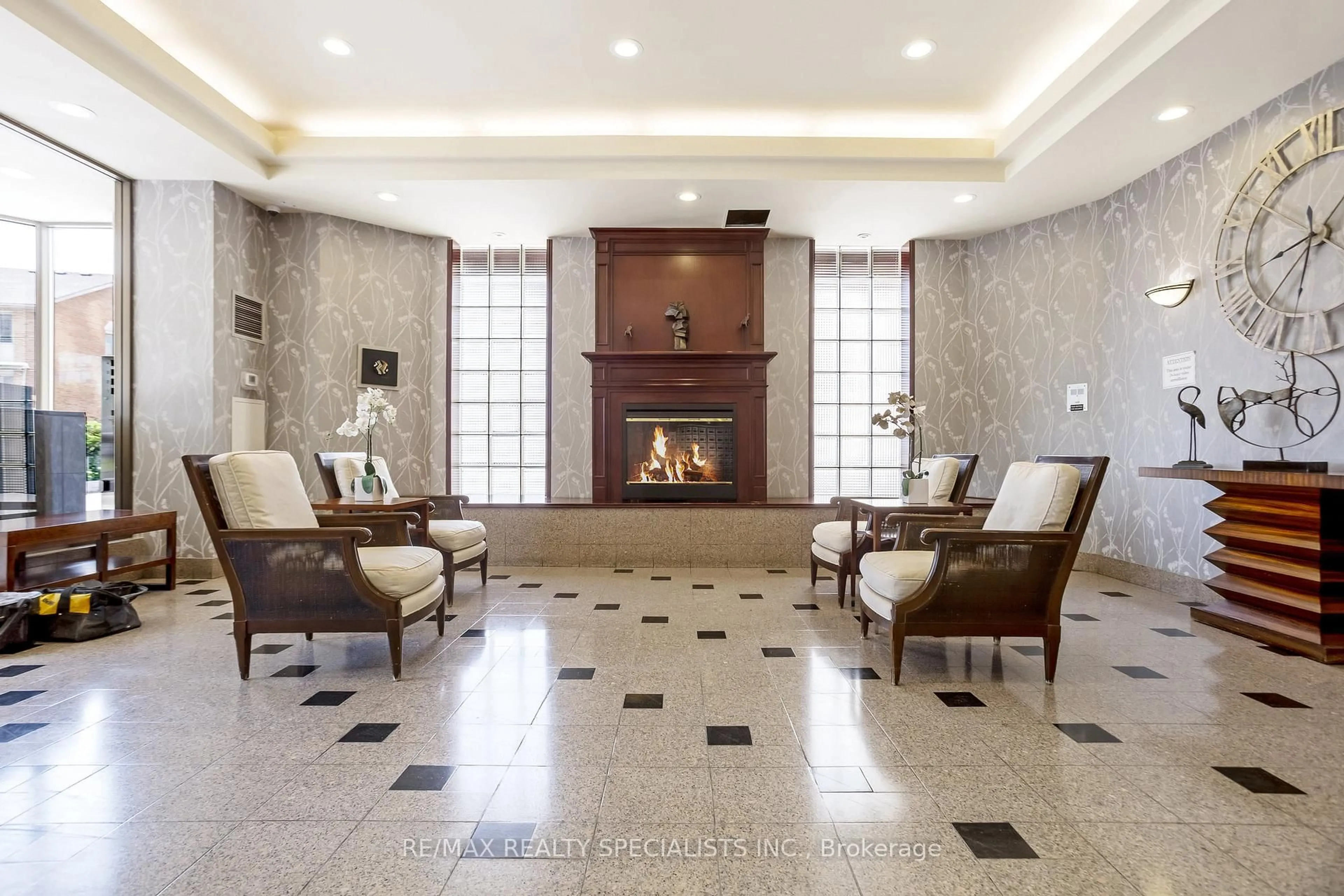 Lobby for 3605 Kariya Dr #304a, Mississauga Ontario L5B 3J4