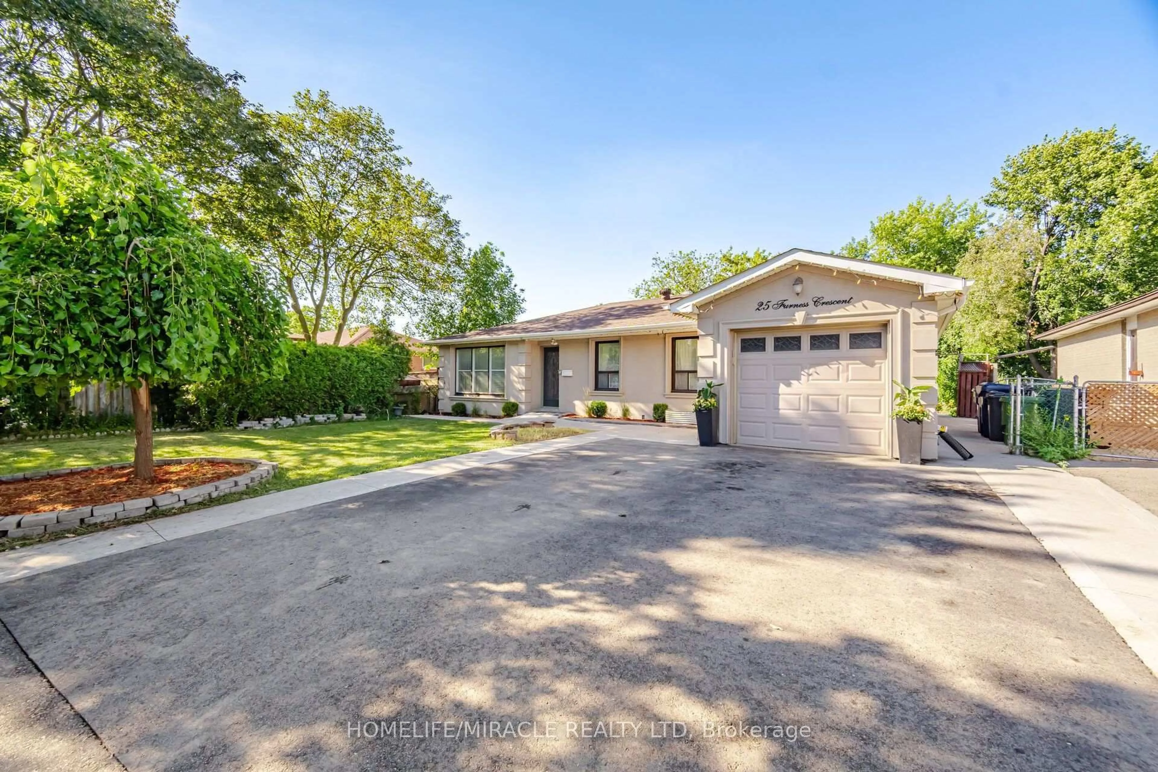 Unknown for 25 Furness Cres, Toronto Ontario M9V 3T9