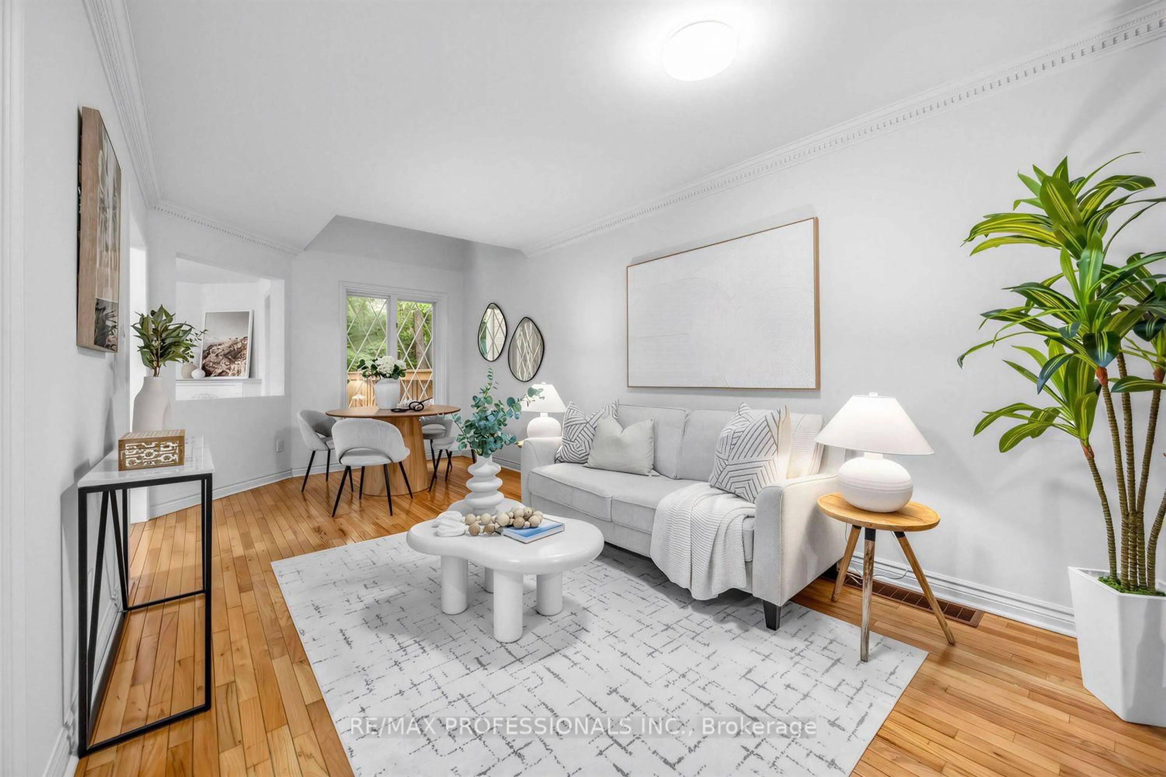 Living room with furniture, unknown for 7 Briarly Lane, Toronto Ontario M9A 5E7
